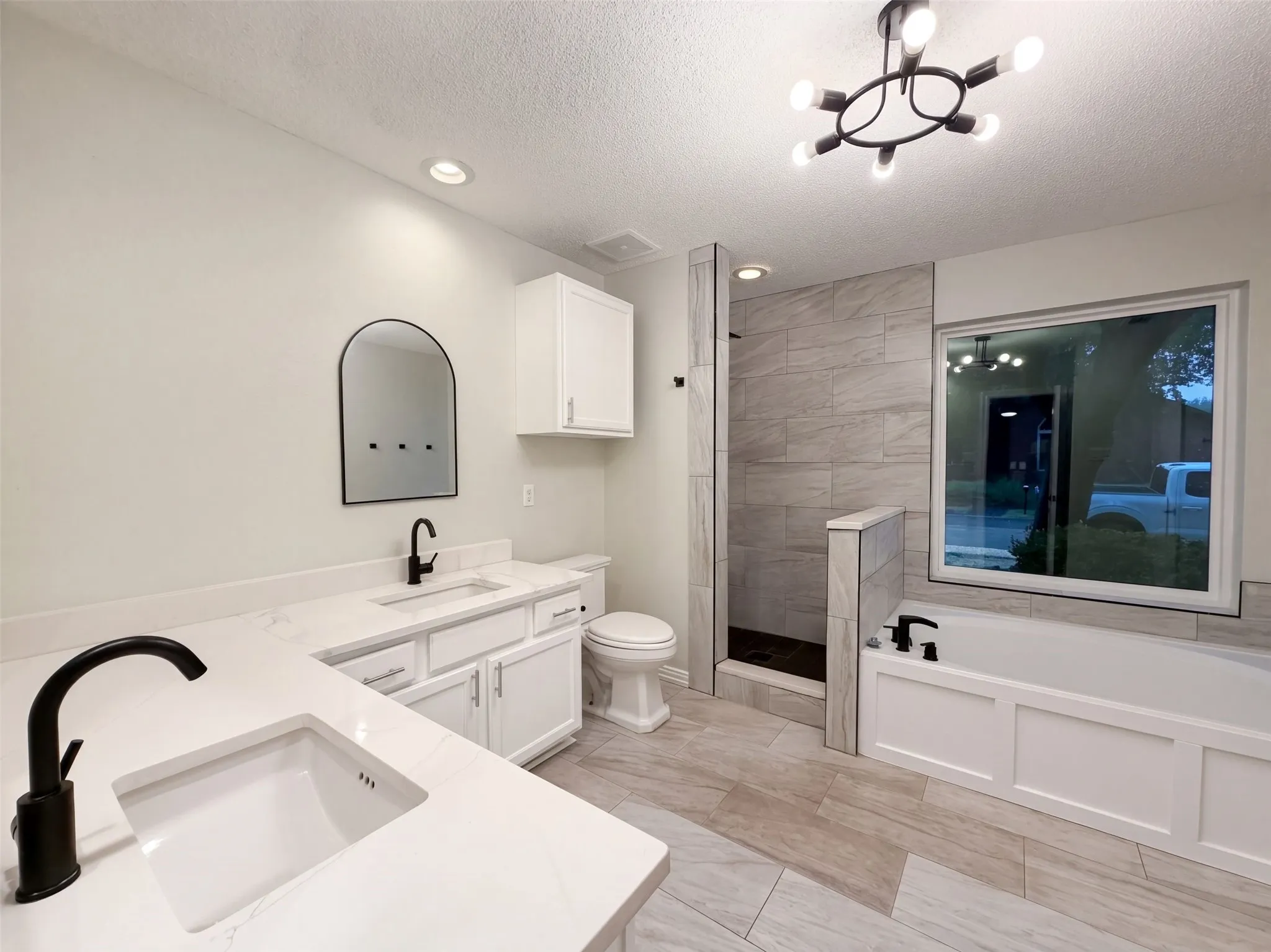 Single Family Residence For Sale in Denton County , 2228 Silverthorn Lane, Flower Mound, Texas 75028, 4 Bedroom, 2 Bathroom, 2 Garage spaces, 1,620 Sqft, built in 1990, mls#21410129, Real Estate Agent in Flower Mound, Homes For Sale in Denton county, Homes For Sale in Flower Mound, Realtor in Flower Mound Texas, Real Estate Brokerage Independent Realty Texas, Luminita Cordes Realtor