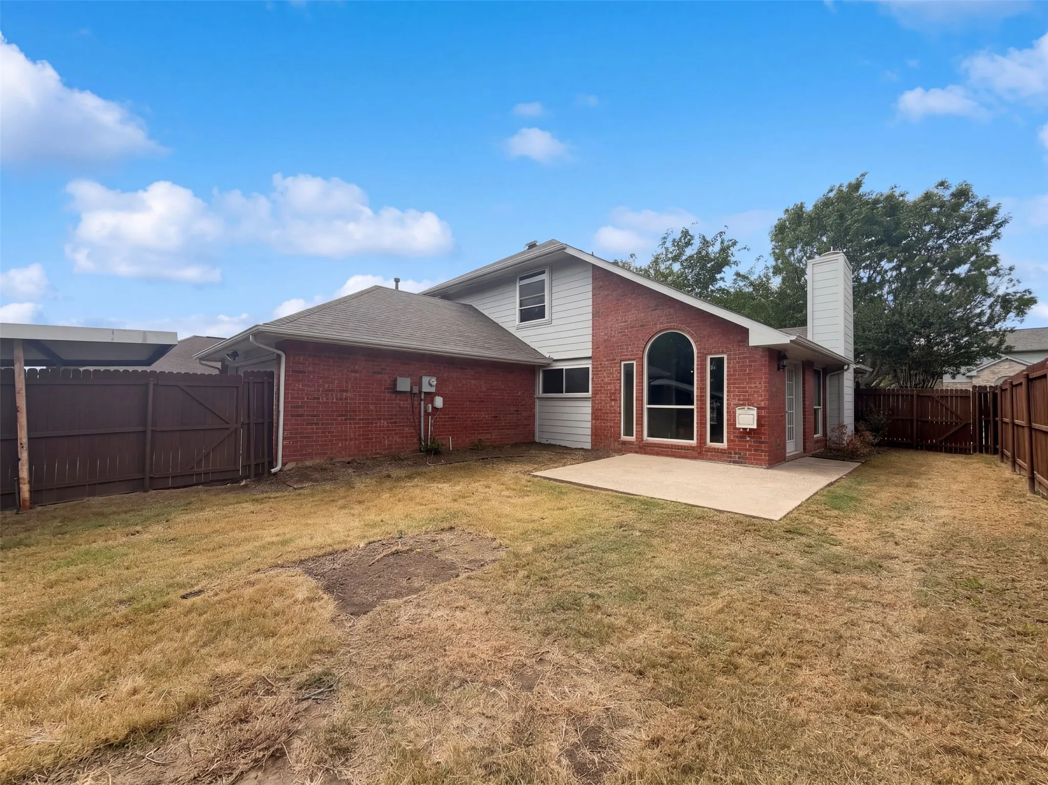 Single Family Residence For Sale in Denton County , 2228 Silverthorn Lane, Flower Mound, Texas 75028, 4 Bedroom, 2 Bathroom, 2 Garage spaces, 1,620 Sqft, built in 1990, mls#21410129, Real Estate Agent in Flower Mound, Homes For Sale in Denton county, Homes For Sale in Flower Mound, Realtor in Flower Mound Texas, Real Estate Brokerage Independent Realty Texas, Luminita Cordes Realtor