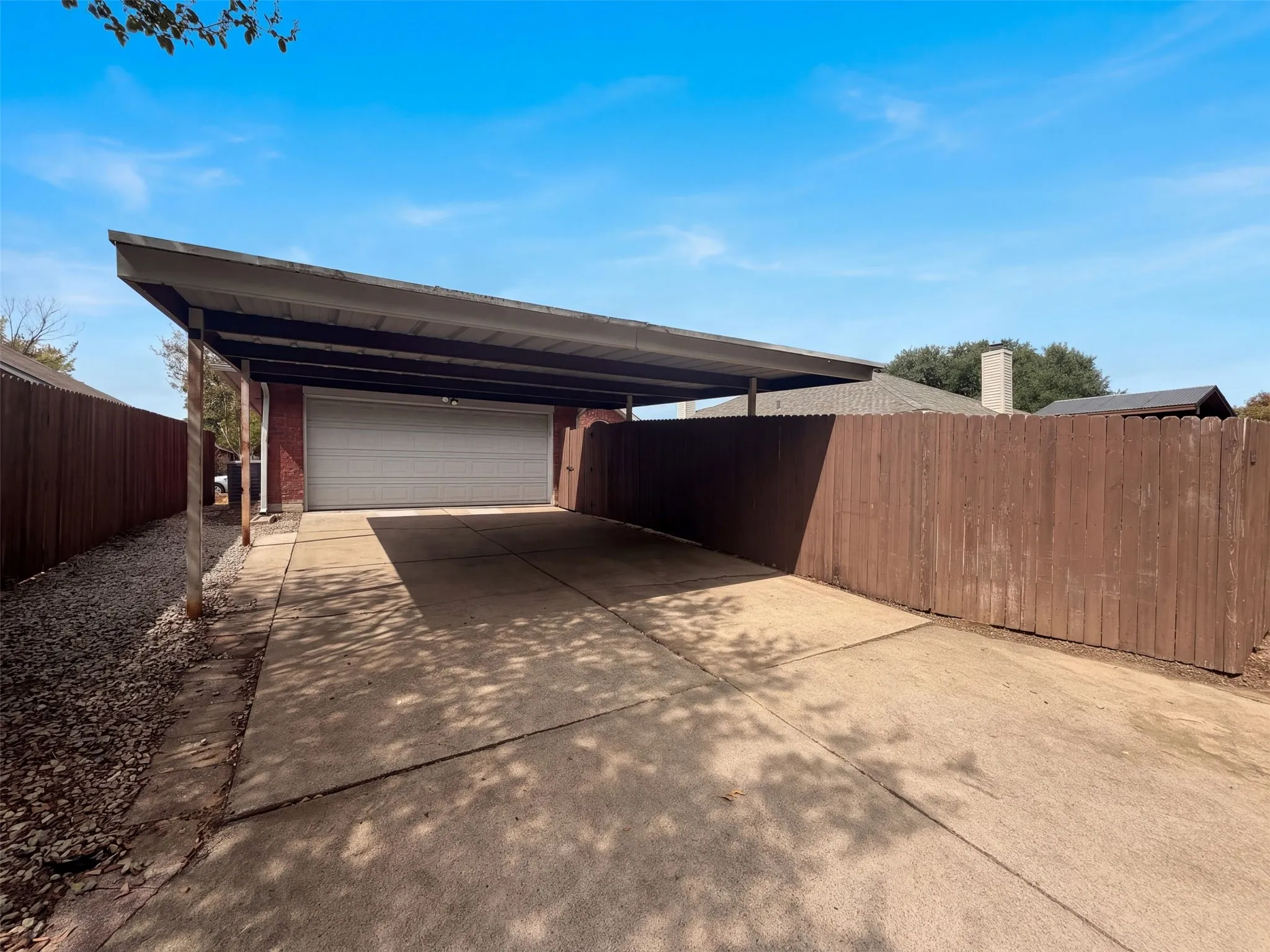 Single Family Residence For Sale in Denton County , 2228 Silverthorn Lane, Flower Mound, Texas 75028, 4 Bedroom, 2 Bathroom, 2 Garage spaces, 1,620 Sqft, built in 1990, mls#21410129, Real Estate Agent in Flower Mound, Homes For Sale in Denton county, Homes For Sale in Flower Mound, Realtor in Flower Mound Texas, Real Estate Brokerage Independent Realty Texas, Luminita Cordes Realtor