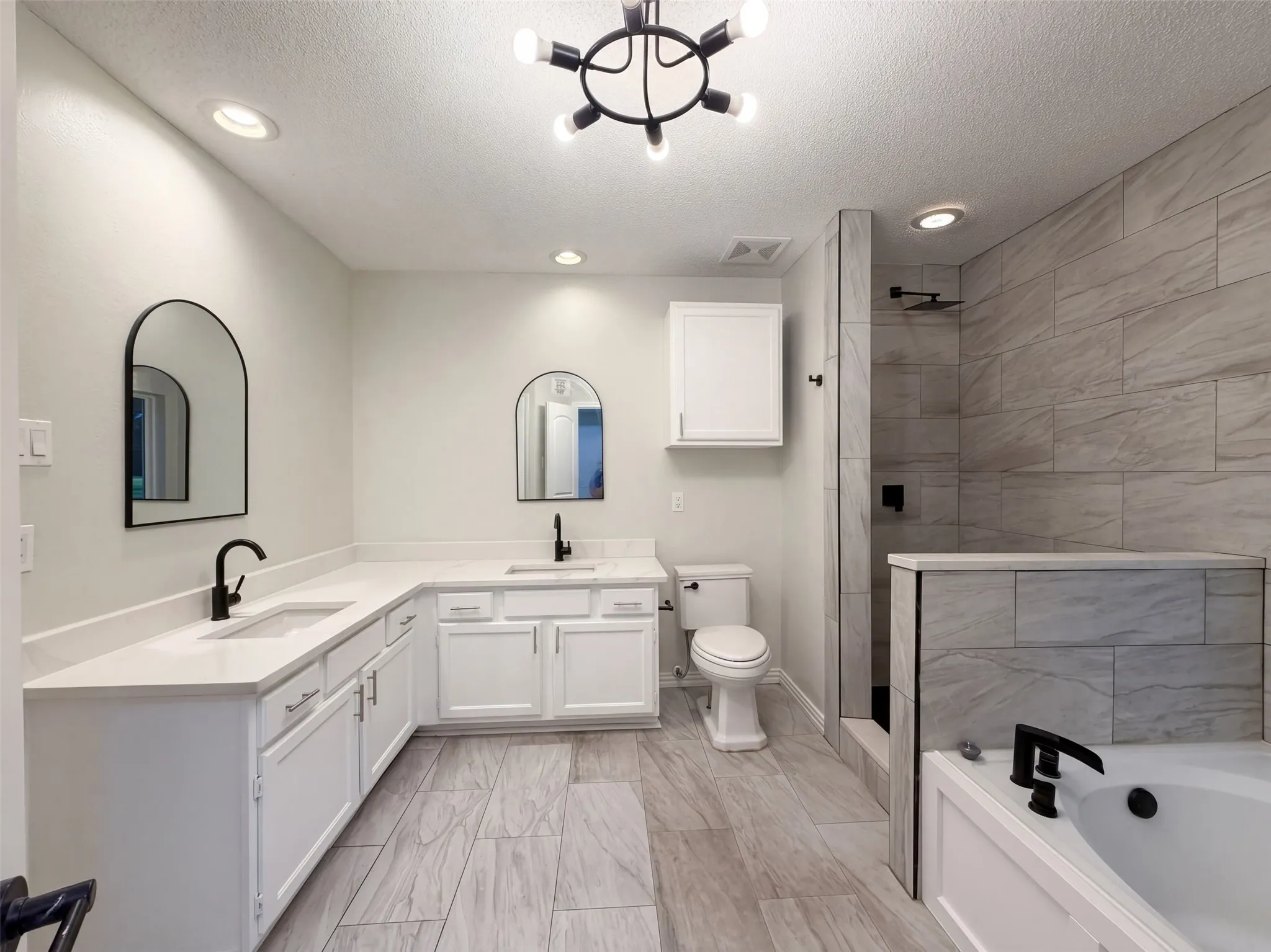 Single Family Residence For Sale in Denton County , 2228 Silverthorn Lane, Flower Mound, Texas 75028, 4 Bedroom, 2 Bathroom, 2 Garage spaces, 1,620 Sqft, built in 1990, mls#21410129, Real Estate Agent in Flower Mound, Homes For Sale in Denton county, Homes For Sale in Flower Mound, Realtor in Flower Mound Texas, Real Estate Brokerage Independent Realty Texas, Luminita Cordes Realtor