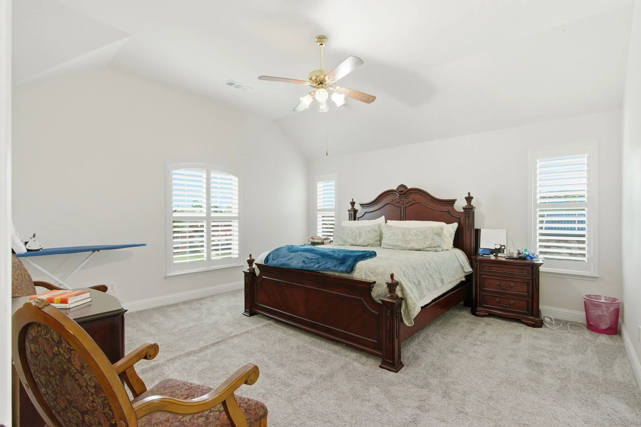 Single Family Residence For Rent in Denton County , 3852 Harrison Drive, Carrollton, Texas 75010, 4 Bedroom, 3 Bathroom, 2 Garage spaces, 2,696 Sqft, built in 1997, mls#21410110, Real Estate Agent in Carrollton, Homes For Rent in Denton county, Homes For Rent in Carrollton, Realtor in Carrollton Texas, Real Estate Brokerage Independent Realty Texas, Luminita Cordes Realtor