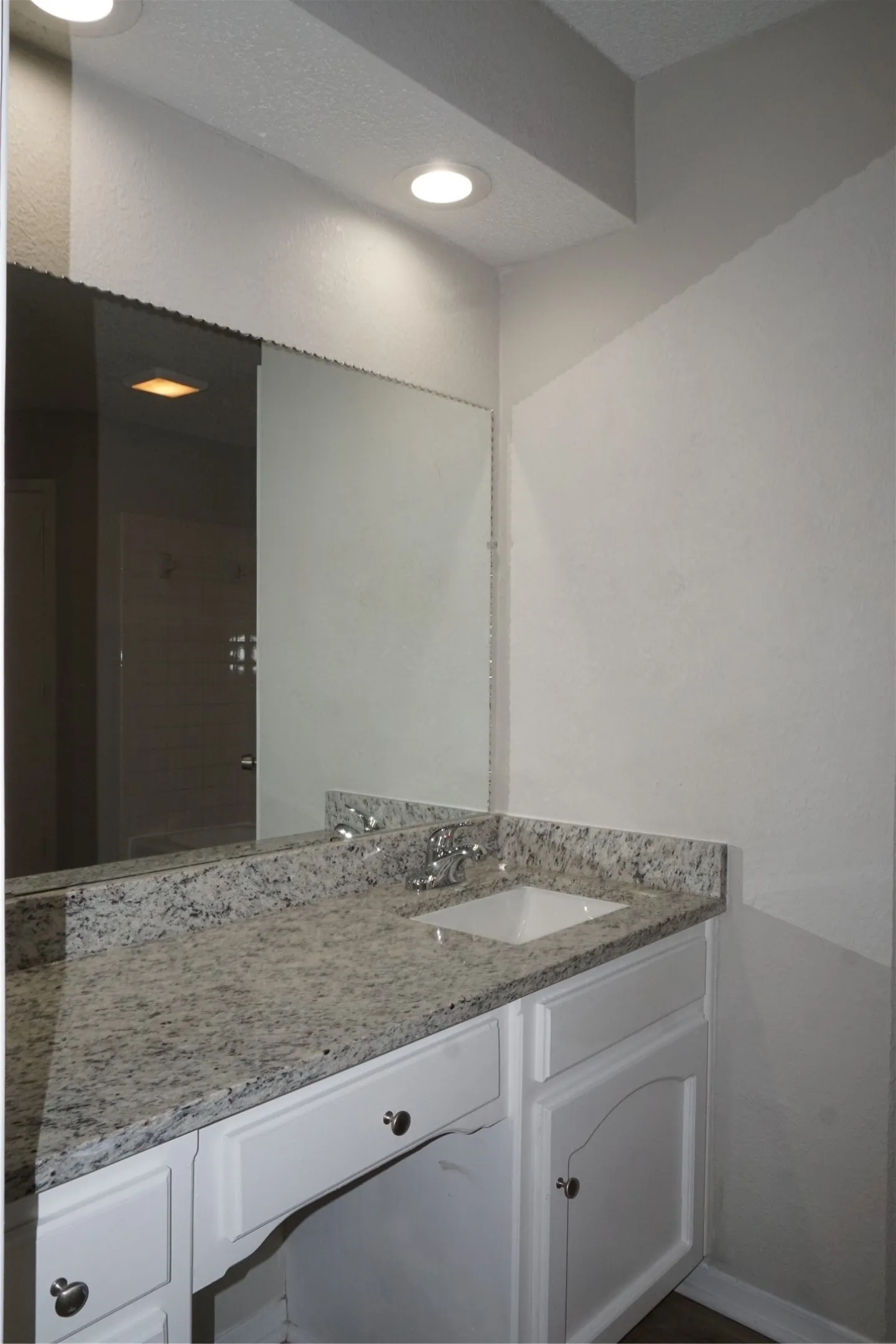 Single Family Residence For Rent in Tarrant County , 7133 Barbados Drive, North Richland Hills, Texas 76180, 3 Bedroom, 2 Bathroom, 2 Garage spaces, 1,607 Sqft, built in 1981, mls#21406426, Real Estate Agent in North Richland Hills, Homes For Rent in Tarrant county, Homes For Rent in North Richland Hills, Realtor in North Richland Hills Texas, Real Estate Brokerage Independent Realty Texas, Luminita Cordes Realtor