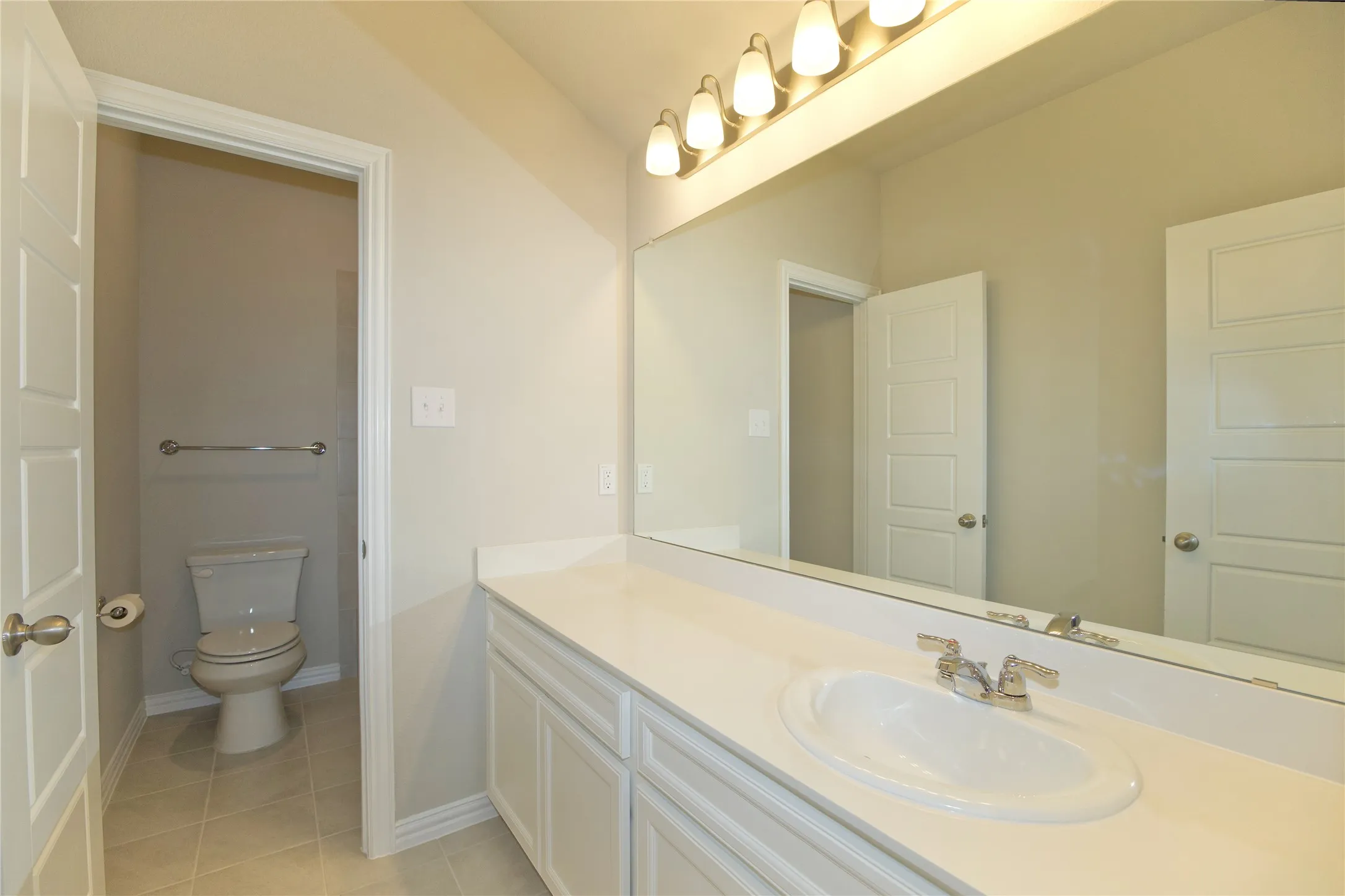 Single Family Residence For Sale in Denton County , 5516 Candlewood Drive, Denton, Texas 76207, 3 Bedroom, 3 Bathroom, 2 Garage spaces, 2,606 Sqft, built in 2024, mls#21410147, Real Estate Agent in Denton, Homes For Sale in Denton county, Homes For Sale in Denton, Realtor in Denton Texas, Real Estate Brokerage Independent Realty Texas, Luminita Cordes Realtor