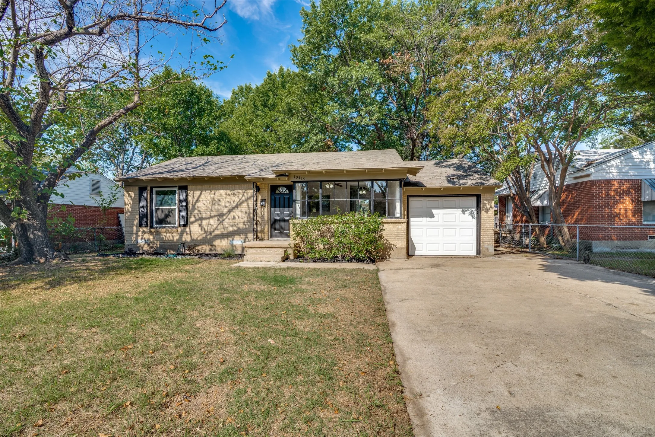 Single Family Residence For Sale