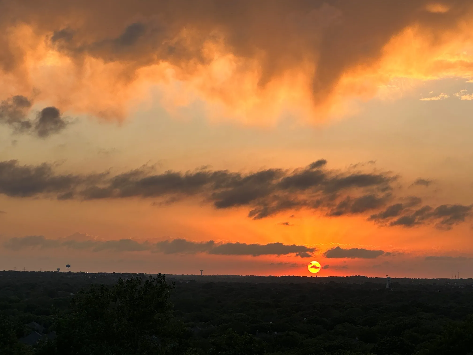 Condominium For Sale in Tarrant County , 6137 Haley Lane, Fort Worth, Texas 76132, 3 Bedroom, 2 Bathroom, 2 Garage spaces, 1,741 Sqft, built in 1998, mls#21409063, Real Estate Agent in Fort Worth, Homes For Sale in Tarrant county, Homes For Sale in Fort Worth, Realtor in Fort Worth Texas, Real Estate Brokerage Independent Realty Texas, Luminita Cordes Realtor