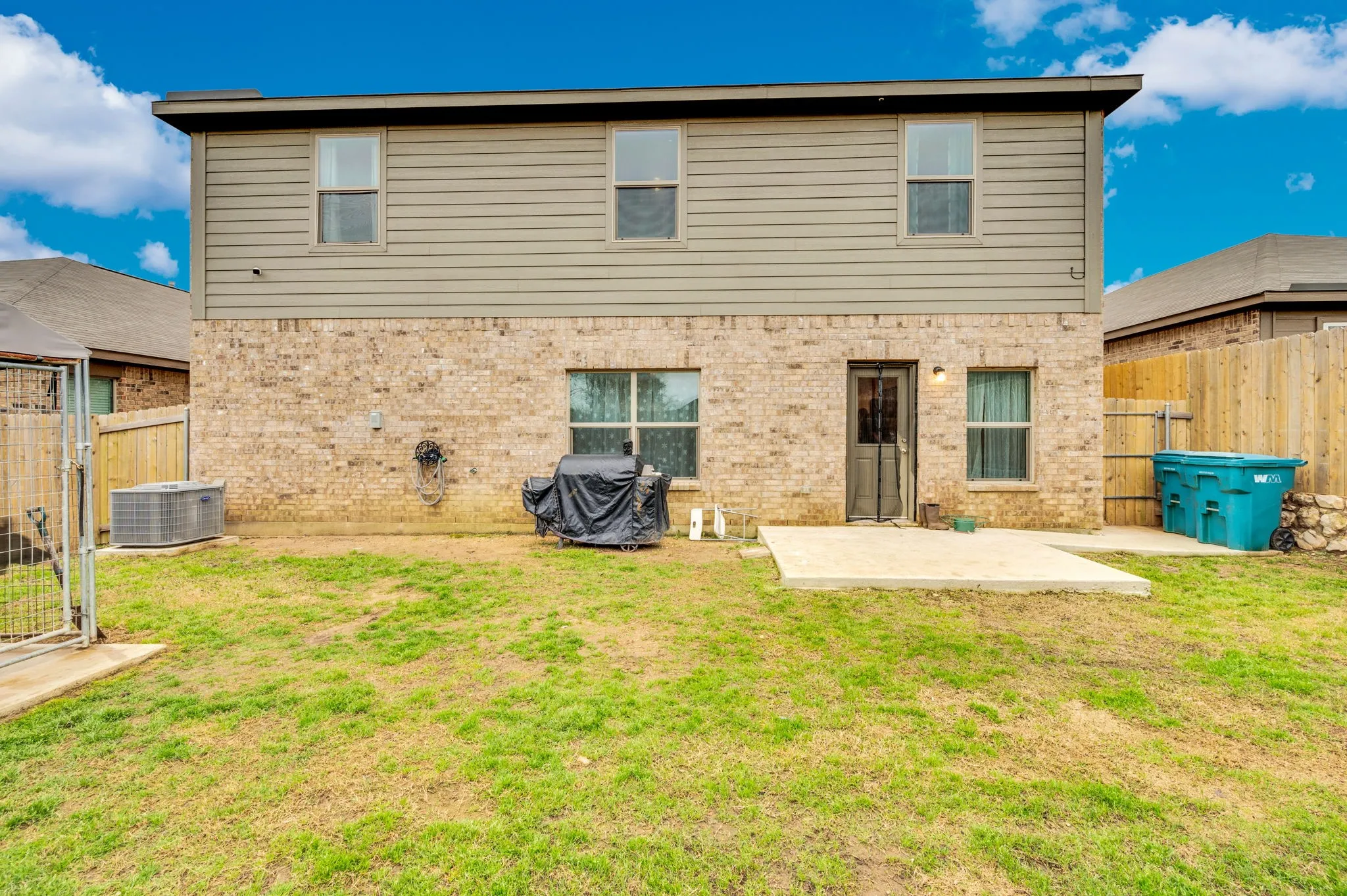 Single Family Residence For Sale in Ellis County , 917 Clark Drive, Ferris, Texas 75125, 4 Bedroom, 3 Bathroom, 2 Garage spaces, 2,613 Sqft, built in 2021, mls#21409725, Real Estate Agent in Ferris, Homes For Sale in Ellis county, Homes For Sale in Ferris, Realtor in Ferris Texas, Real Estate Brokerage Independent Realty Texas, Luminita Cordes Realtor