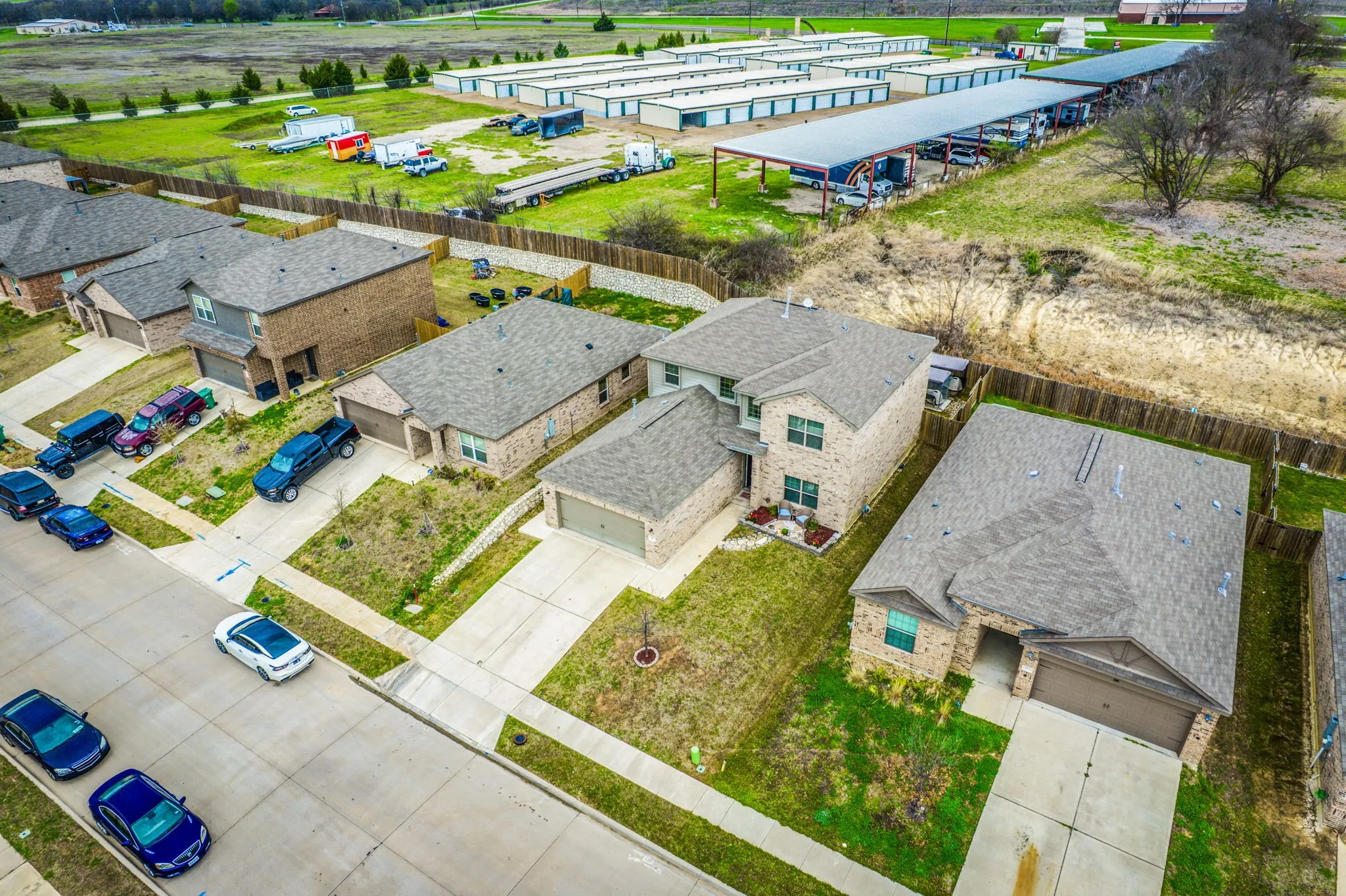 Single Family Residence For Sale in Ellis County , 917 Clark Drive, Ferris, Texas 75125, 4 Bedroom, 3 Bathroom, 2 Garage spaces, 2,613 Sqft, built in 2021, mls#21409725, Real Estate Agent in Ferris, Homes For Sale in Ellis county, Homes For Sale in Ferris, Realtor in Ferris Texas, Real Estate Brokerage Independent Realty Texas, Luminita Cordes Realtor