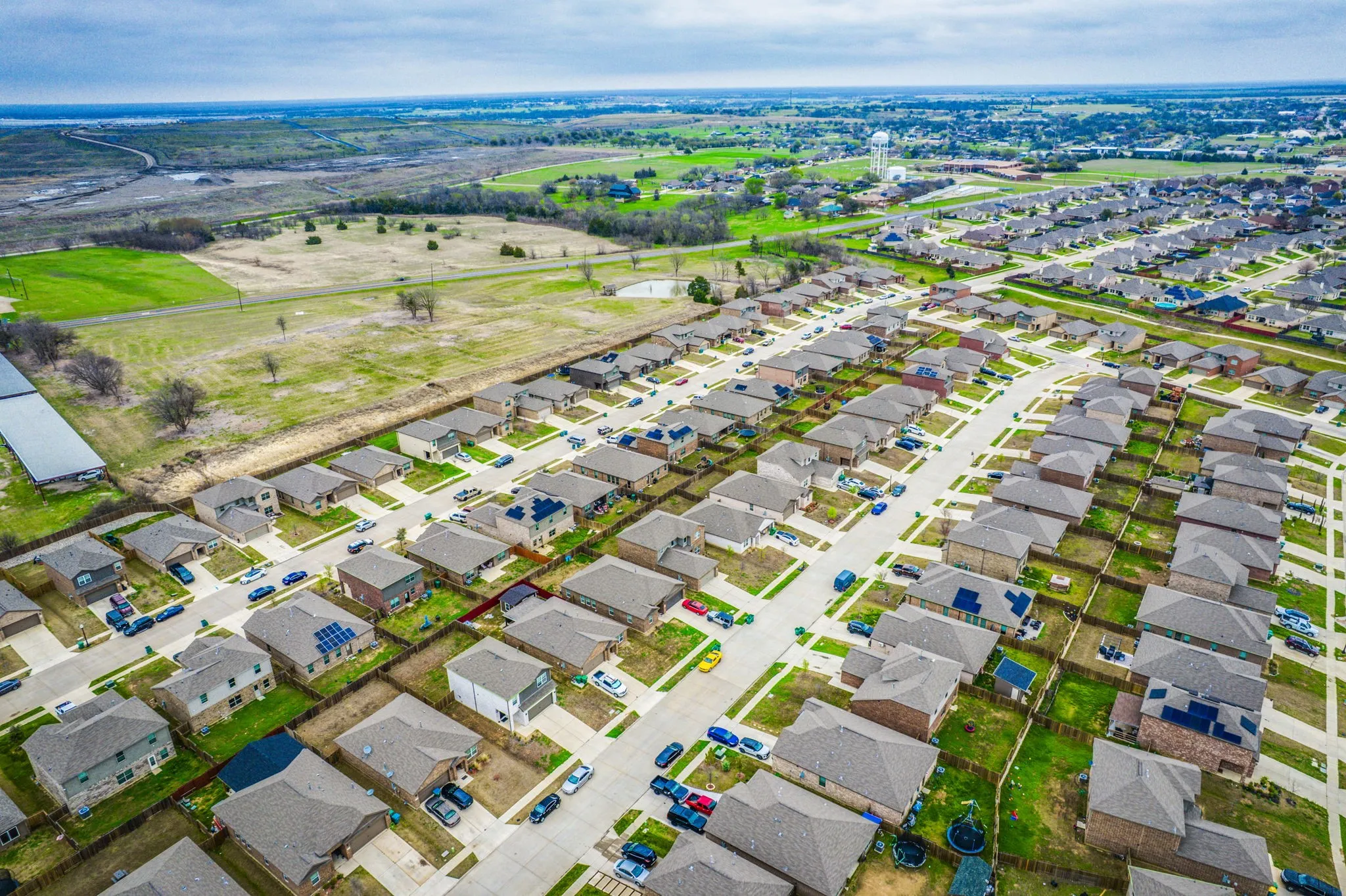 Single Family Residence For Sale in Ellis County , 917 Clark Drive, Ferris, Texas 75125, 4 Bedroom, 3 Bathroom, 2 Garage spaces, 2,613 Sqft, built in 2021, mls#21409725, Real Estate Agent in Ferris, Homes For Sale in Ellis county, Homes For Sale in Ferris, Realtor in Ferris Texas, Real Estate Brokerage Independent Realty Texas, Luminita Cordes Realtor