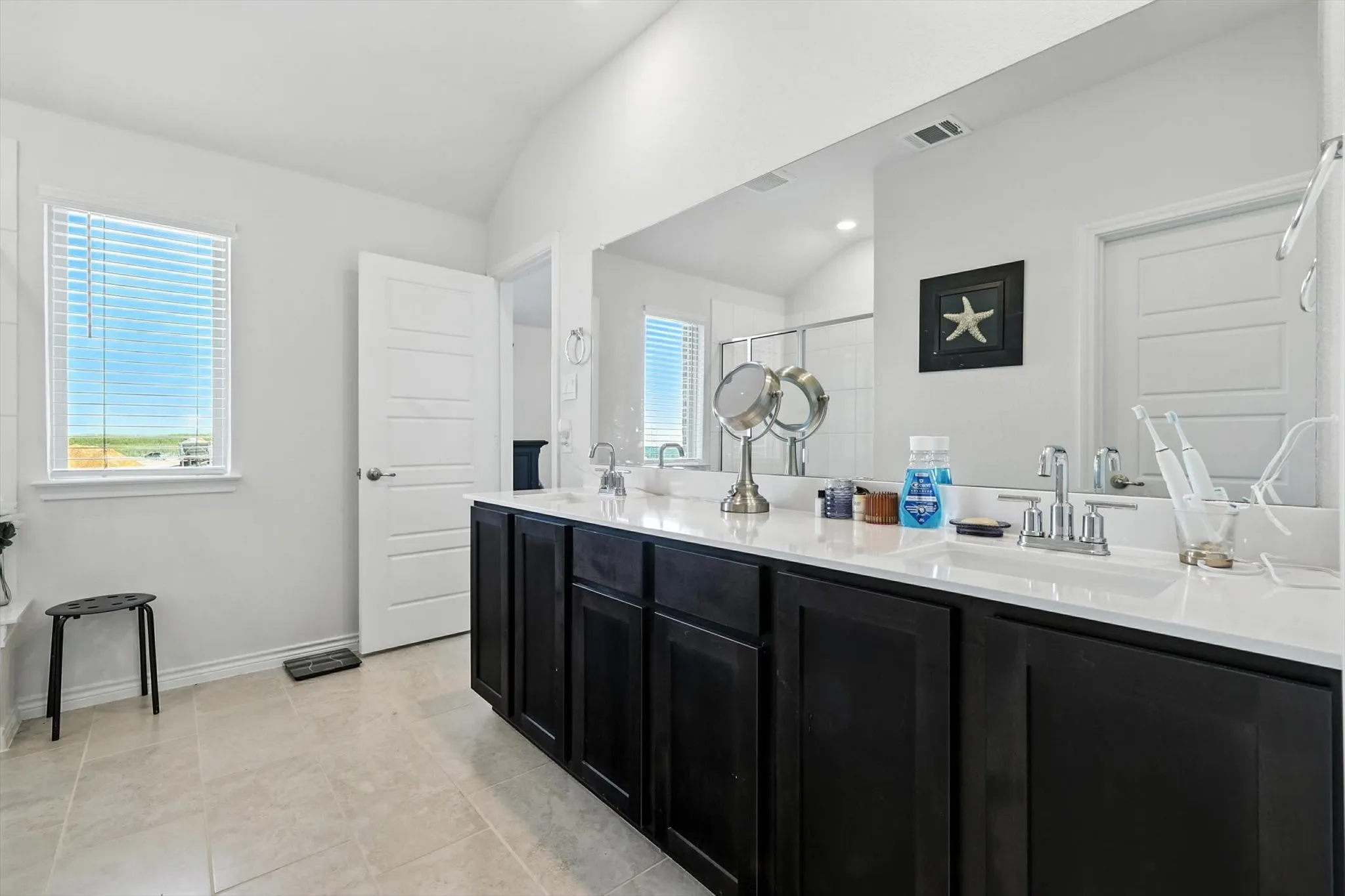 Single Family Residence For Sale in Collin County , 3012 Still Creek Lane, Anna, Texas 75409, 3 Bedroom, 3 Bathroom, 2 Garage spaces, 1,965 Sqft, built in 2024, mls#21410160, Real Estate Agent in Anna, Homes For Sale in Collin county, Homes For Sale in Anna, Realtor in Anna Texas, Real Estate Brokerage Independent Realty Texas, Luminita Cordes Realtor