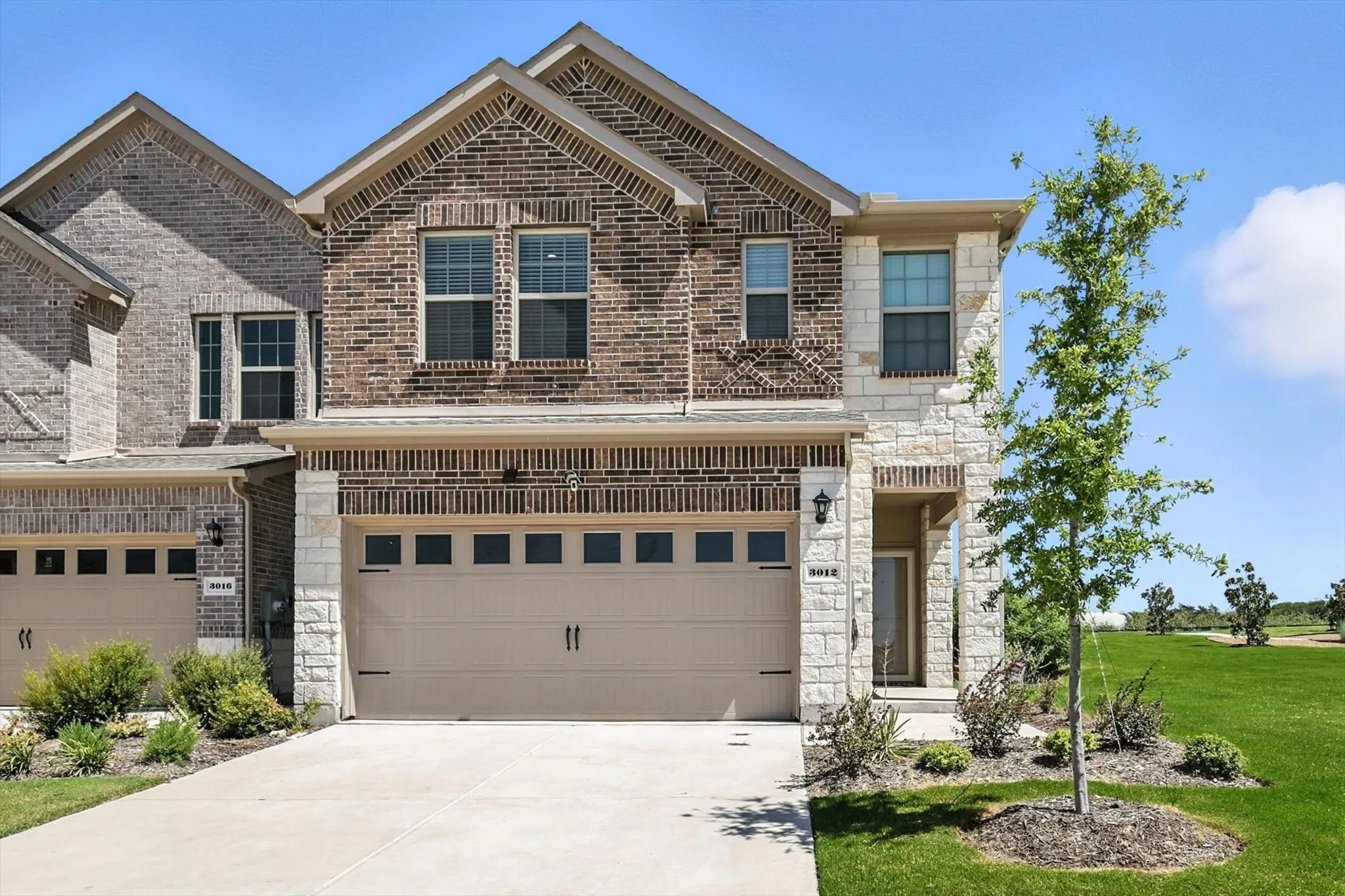 Single Family Residence For Sale