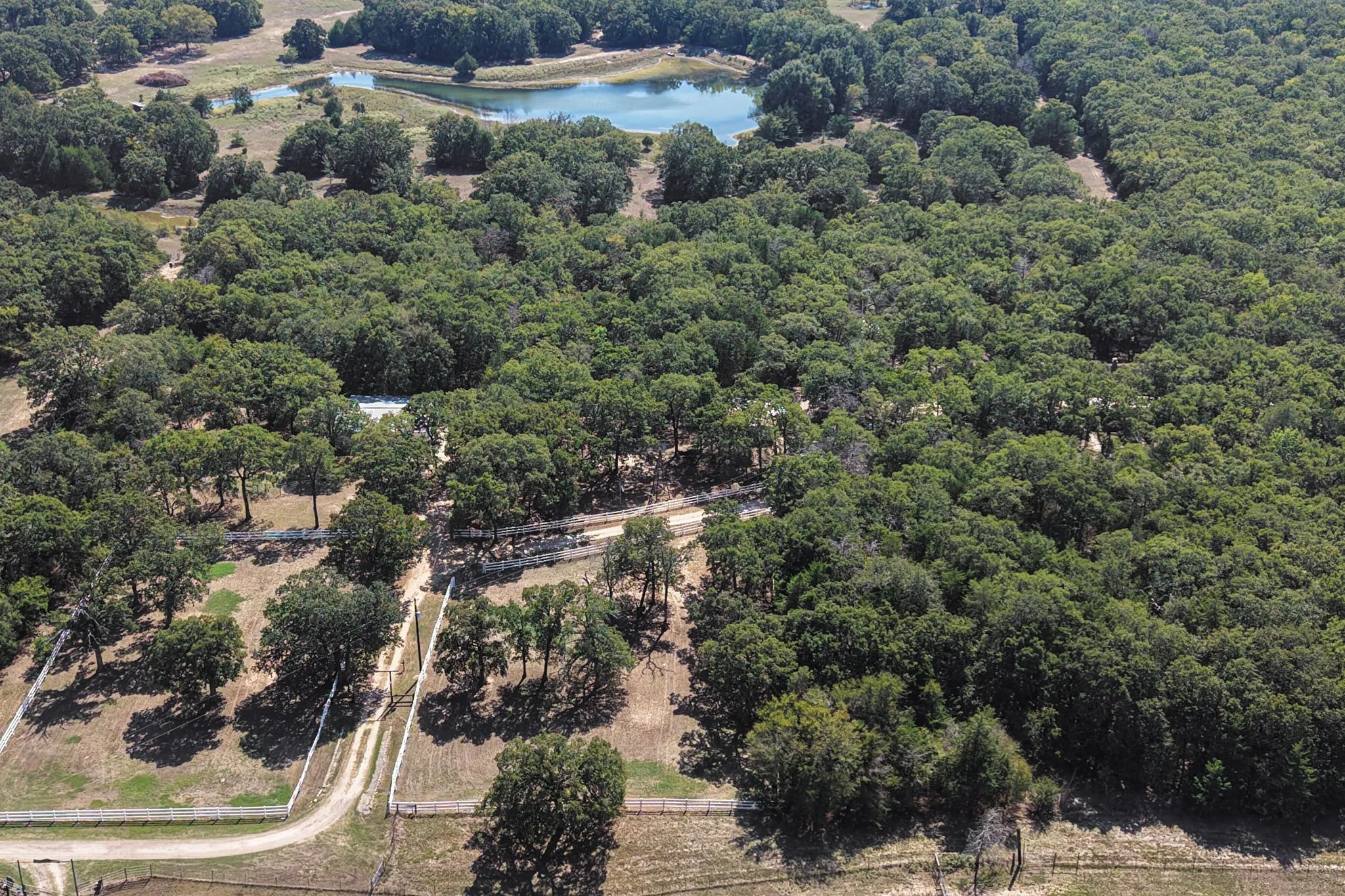 Single Family Residence For Sale in Hunt County , 3546 Private Rd 2562, Royse City, Texas 75189, 4 Bedroom, 3 Bathroom, 2 Garage spaces, 3,736 Sqft, built in 1982, mls#21408866, Real Estate Agent in Royse City, Homes For Sale in Hunt county, Homes For Sale in Royse City, Realtor in Royse City Texas, Real Estate Brokerage Independent Realty Texas, Luminita Cordes Realtor