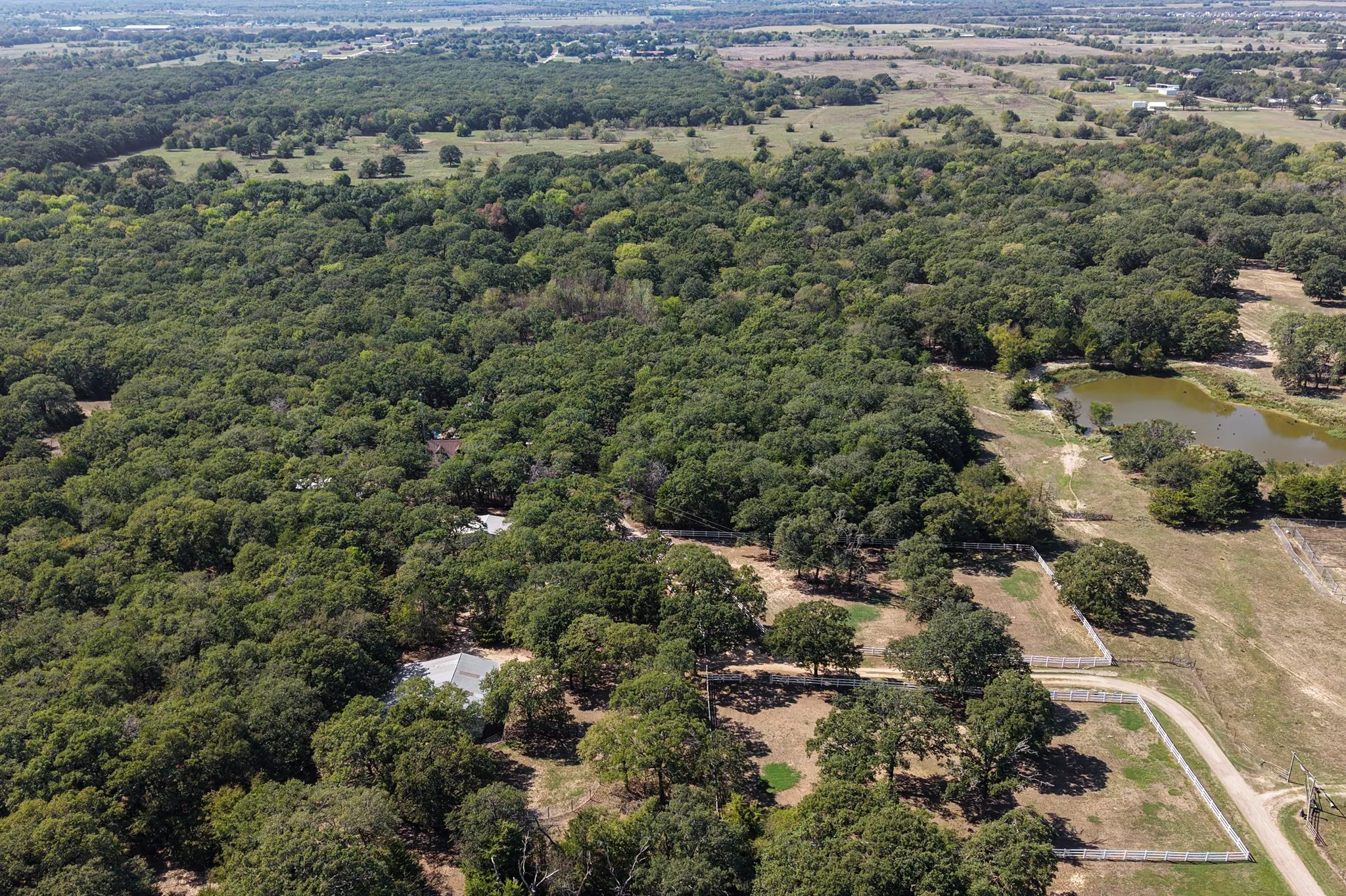 Single Family Residence For Sale in Hunt County , 3546 Private Rd 2562, Royse City, Texas 75189, 4 Bedroom, 3 Bathroom, 2 Garage spaces, 3,736 Sqft, built in 1982, mls#21408866, Real Estate Agent in Royse City, Homes For Sale in Hunt county, Homes For Sale in Royse City, Realtor in Royse City Texas, Real Estate Brokerage Independent Realty Texas, Luminita Cordes Realtor