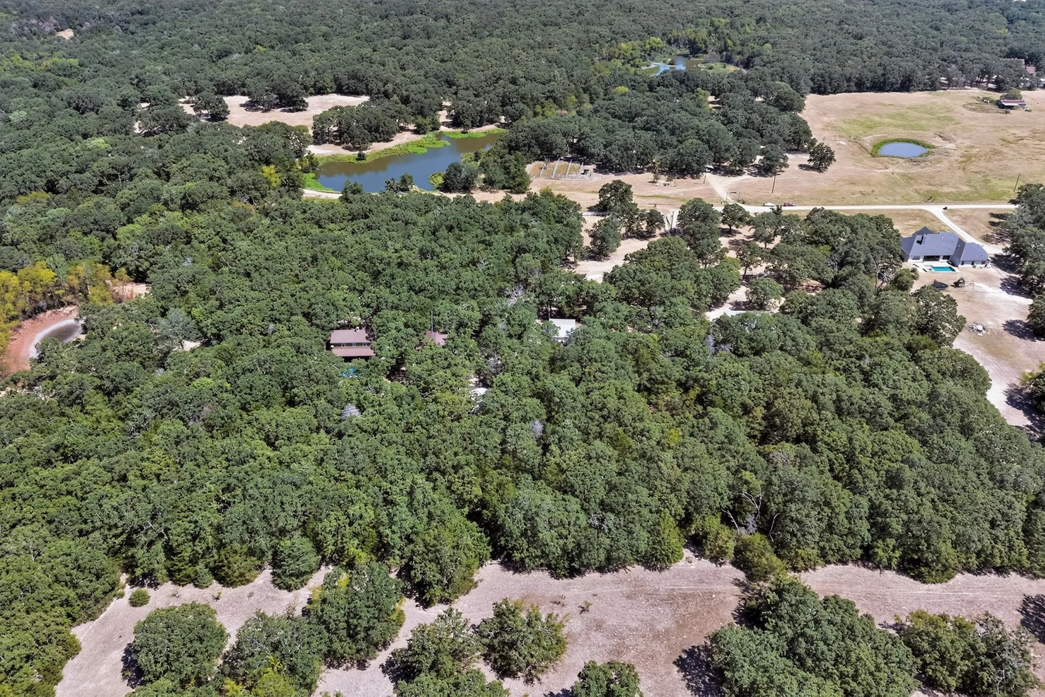 Single Family Residence For Sale in Hunt County , 3546 Private Rd 2562, Royse City, Texas 75189, 4 Bedroom, 3 Bathroom, 2 Garage spaces, 3,736 Sqft, built in 1982, mls#21408866, Real Estate Agent in Royse City, Homes For Sale in Hunt county, Homes For Sale in Royse City, Realtor in Royse City Texas, Real Estate Brokerage Independent Realty Texas, Luminita Cordes Realtor