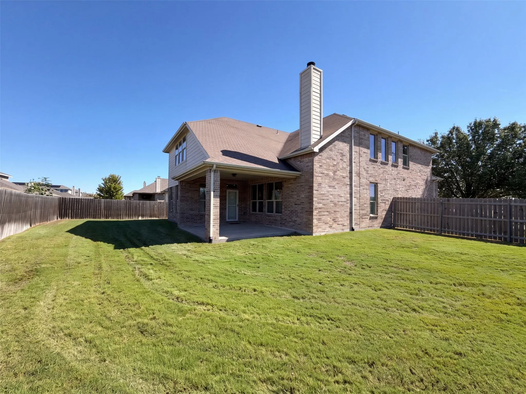 Single Family Residence For Sale in Kaufman County , 2030 Uvalde Drive, Forney, Texas 75126, 5 Bedroom, 3 Bathroom, 3 Garage spaces, 3,568 Sqft, built in 2008, mls#21410155, Real Estate Agent in Forney, Homes For Sale in Kaufman county, Homes For Sale in Forney, Realtor in Forney Texas, Real Estate Brokerage Independent Realty Texas, Luminita Cordes Realtor