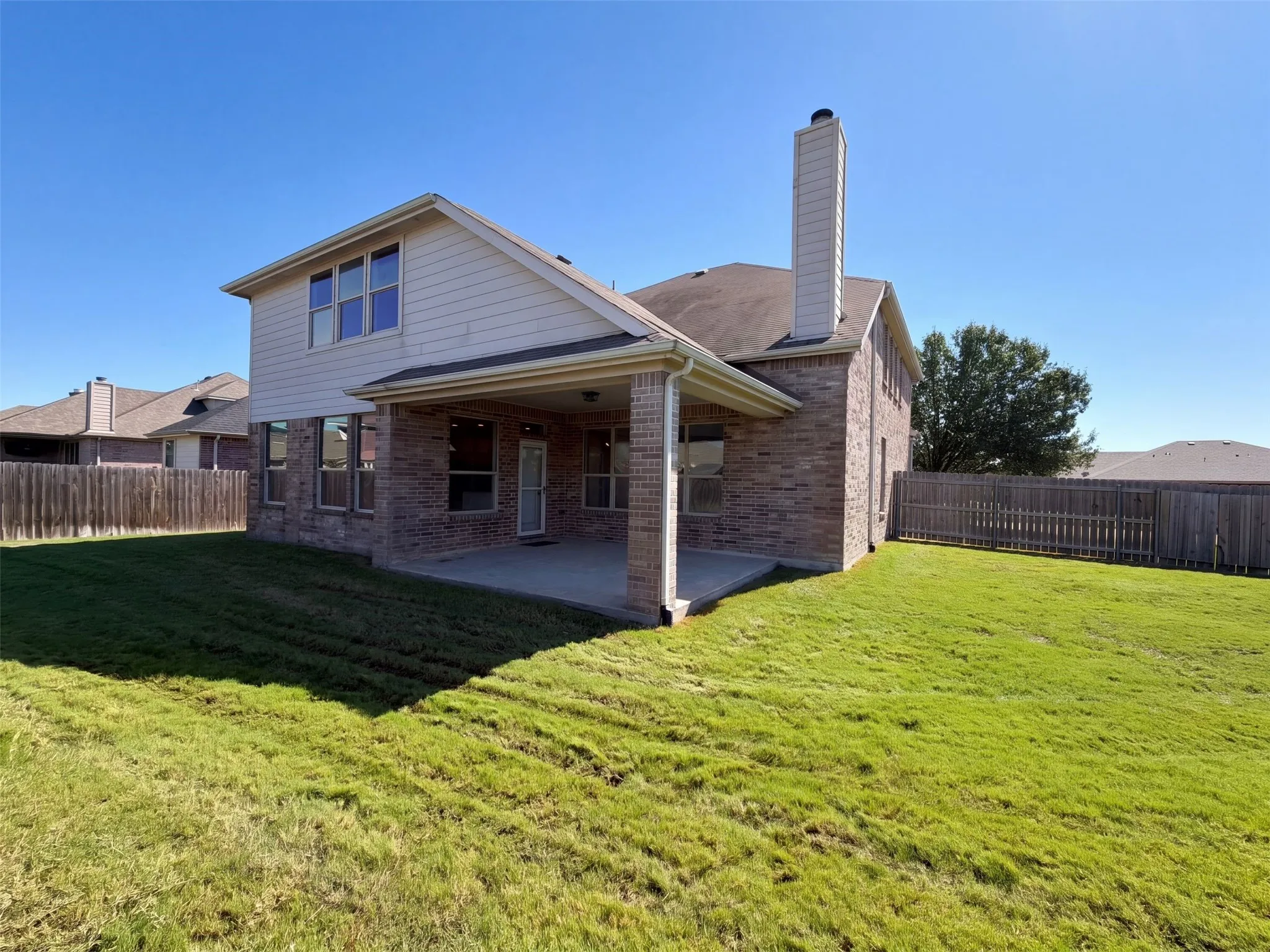 Single Family Residence For Sale in Kaufman County , 2030 Uvalde Drive, Forney, Texas 75126, 5 Bedroom, 3 Bathroom, 3 Garage spaces, 3,568 Sqft, built in 2008, mls#21410155, Real Estate Agent in Forney, Homes For Sale in Kaufman county, Homes For Sale in Forney, Realtor in Forney Texas, Real Estate Brokerage Independent Realty Texas, Luminita Cordes Realtor