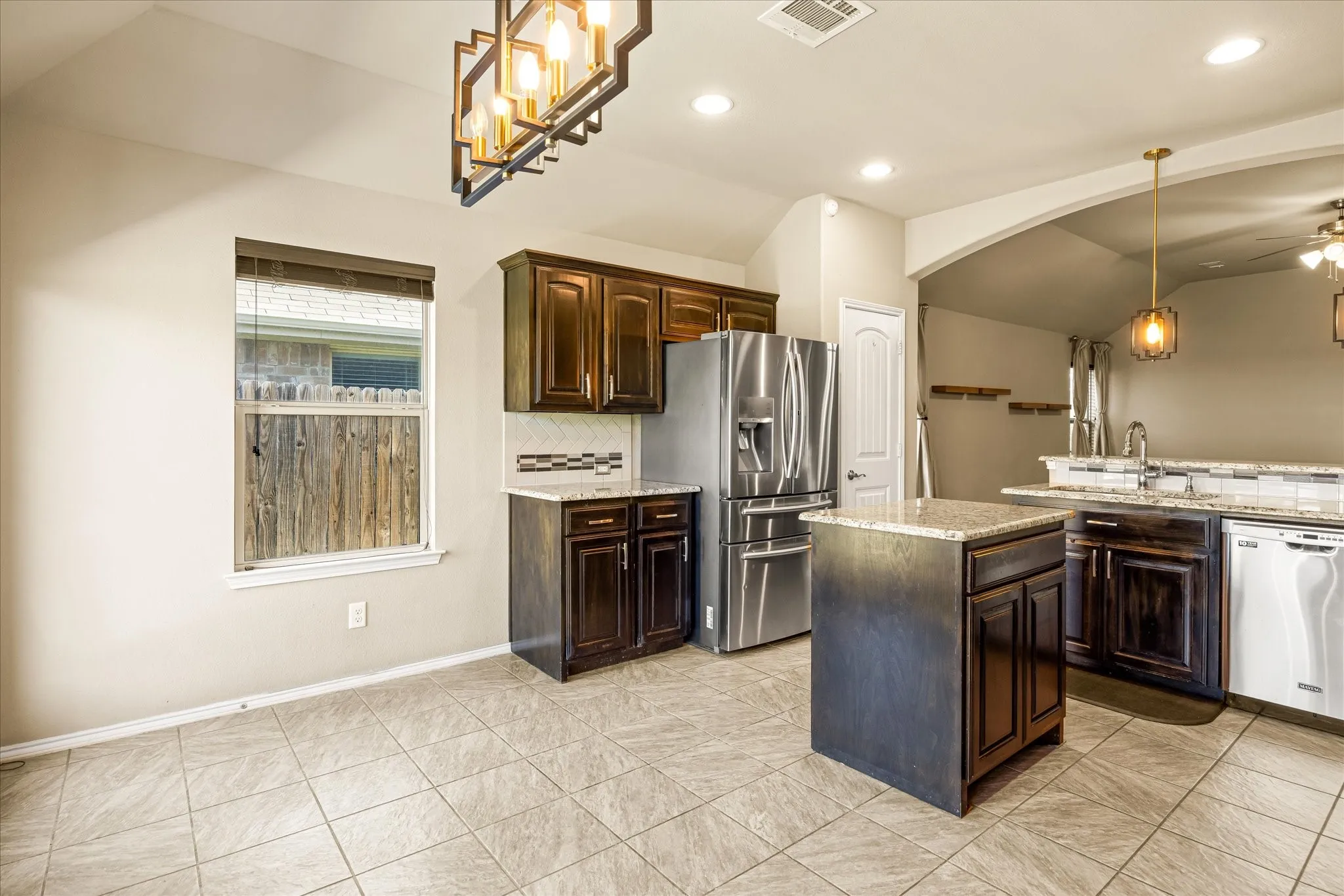 Single Family Residence For Sale in Tarrant County , 2064 Leonard Ranch Road, Fort Worth, Texas 76134, 4 Bedroom, 2 Bathroom, 2 Garage spaces, 1,776 Sqft, built in 2015, mls#21408709, Real Estate Agent in Fort Worth, Homes For Sale in Tarrant county, Homes For Sale in Fort Worth, Realtor in Fort Worth Texas, Real Estate Brokerage Independent Realty Texas, Luminita Cordes Realtor
