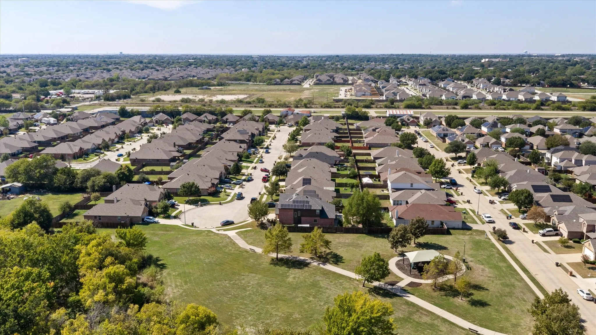 Single Family Residence For Sale in Tarrant County , 2064 Leonard Ranch Road, Fort Worth, Texas 76134, 4 Bedroom, 2 Bathroom, 2 Garage spaces, 1,776 Sqft, built in 2015, mls#21408709, Real Estate Agent in Fort Worth, Homes For Sale in Tarrant county, Homes For Sale in Fort Worth, Realtor in Fort Worth Texas, Real Estate Brokerage Independent Realty Texas, Luminita Cordes Realtor