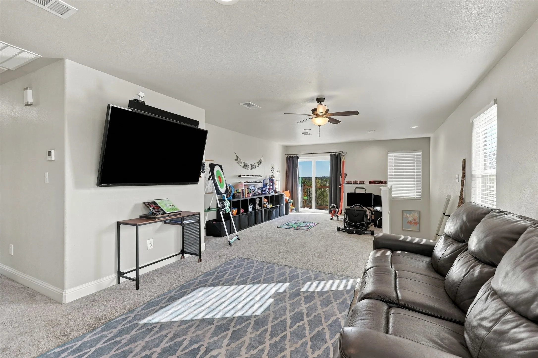 Single Family Residence For Sale in Hood County , 1006 Mojave Trail, Granbury, Texas 76048, 4 Bedroom, 4 Bathroom, 2 Garage spaces, 2,286 Sqft, built in 2021, mls#21410167, Real Estate Agent in Granbury, Homes For Sale in Hood county, Homes For Sale in Granbury, Realtor in Granbury Texas, Real Estate Brokerage Independent Realty Texas, Luminita Cordes Realtor