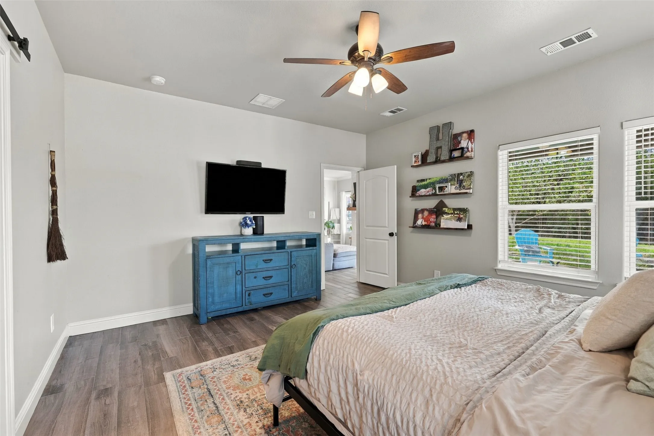Single Family Residence For Sale in Hood County , 1006 Mojave Trail, Granbury, Texas 76048, 4 Bedroom, 4 Bathroom, 2 Garage spaces, 2,286 Sqft, built in 2021, mls#21410167, Real Estate Agent in Granbury, Homes For Sale in Hood county, Homes For Sale in Granbury, Realtor in Granbury Texas, Real Estate Brokerage Independent Realty Texas, Luminita Cordes Realtor