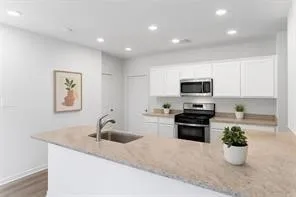 Townhouse For Rent in Collin County , 1301 Parker Drive, Princeton, Texas 75407, 3 Bedroom, 3 Bathroom, 2 Garage spaces, 1,550 Sqft, built in 2022, mls#21410117, Real Estate Agent in Princeton, Homes For Rent in Collin county, Homes For Rent in Princeton, Realtor in Princeton Texas, Real Estate Brokerage Independent Realty Texas, Luminita Cordes Realtor