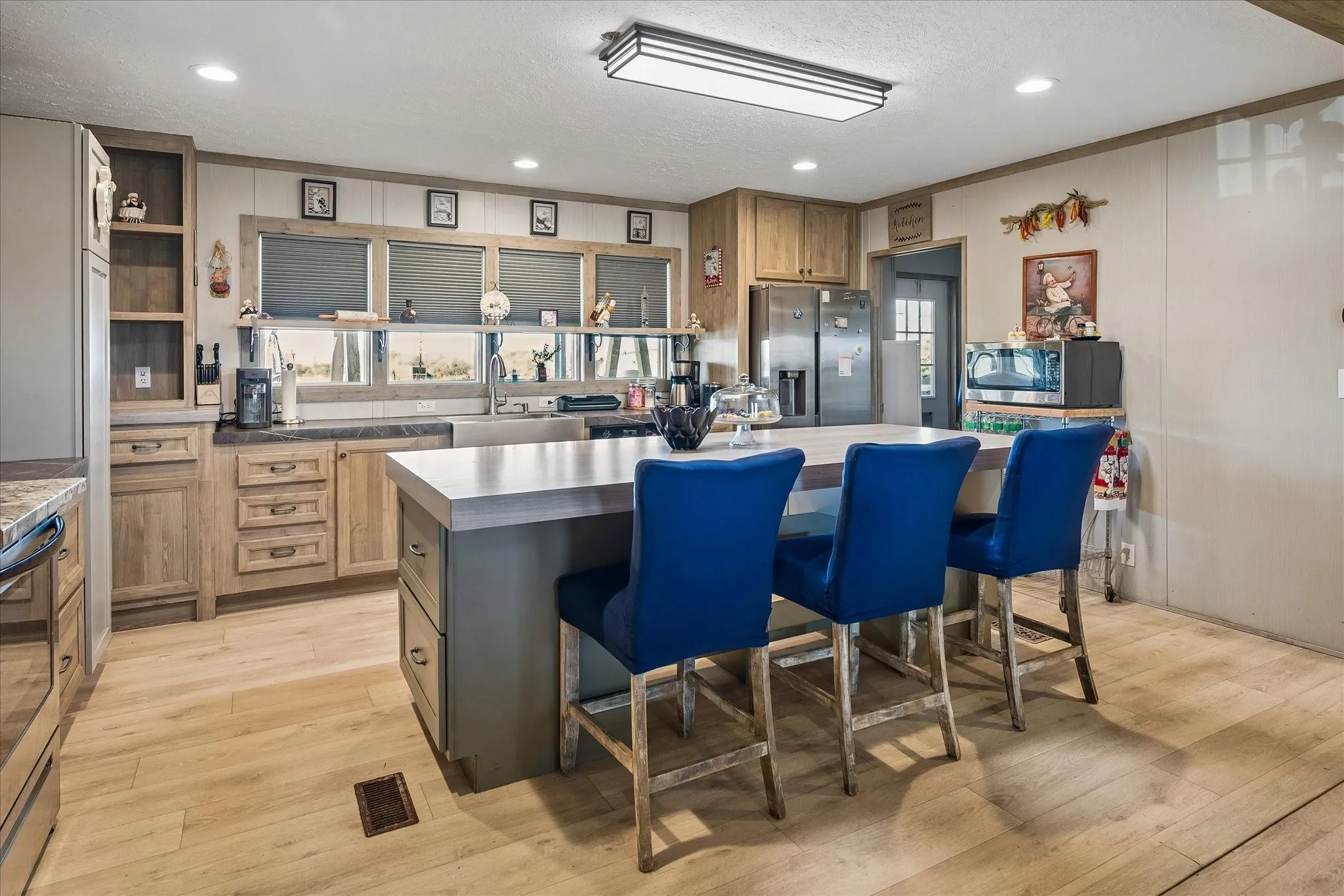 Mobile Home For Sale in Hunt County , 5390 CR 1091, Celeste, Texas 75423, 3 Bedroom, 2 Bathroom, 3 Garage spaces, 1,664 Sqft, built in 2022, mls#21409178, Real Estate Agent in Celeste, Homes For Sale in Hunt county, Homes For Sale in Celeste, Realtor in Celeste Texas, Real Estate Brokerage Independent Realty Texas, Luminita Cordes Realtor