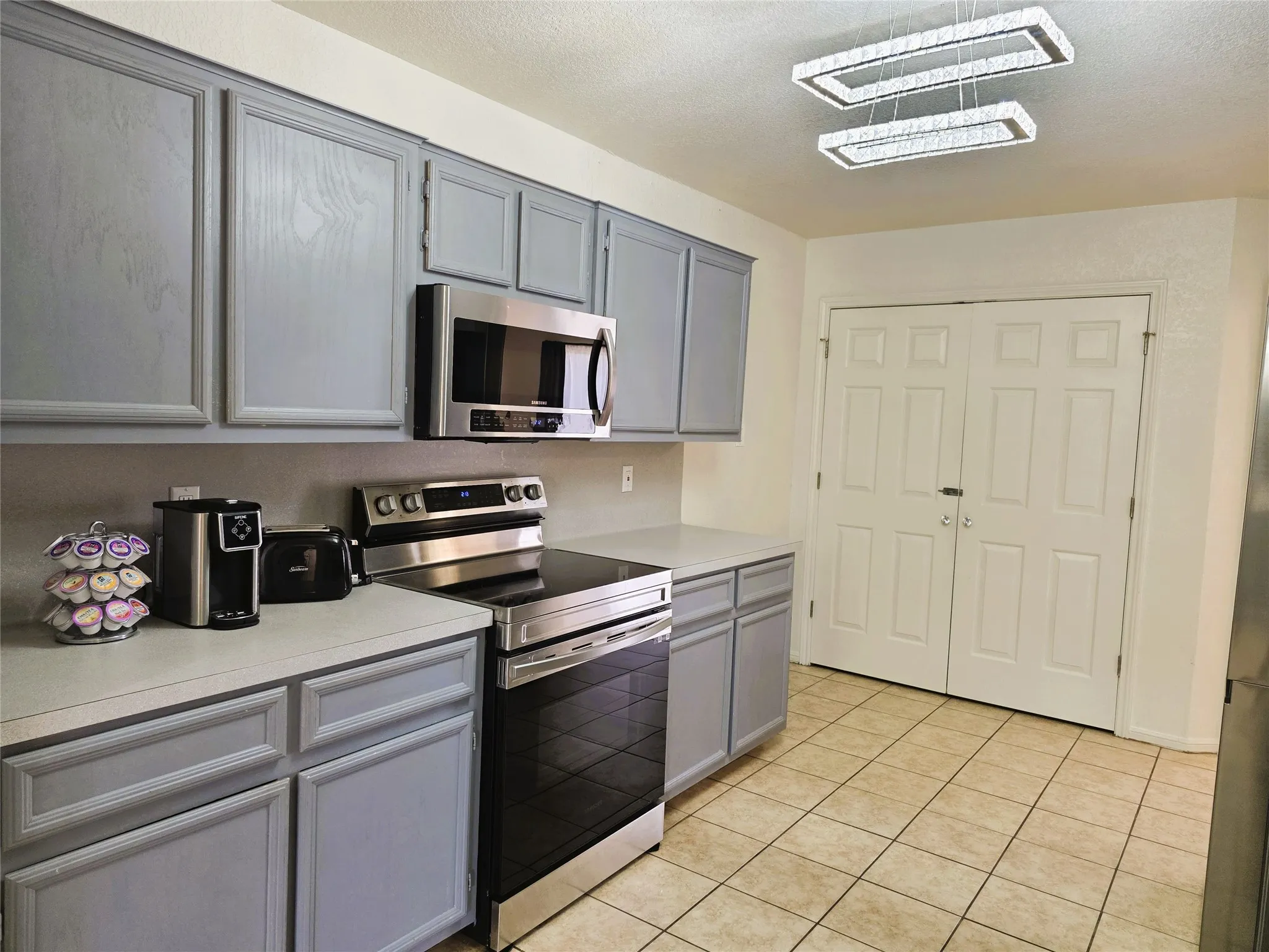 Single Family Residence For Sale in Bell County , 4506 Ronald Drive, Killeen, Texas 76542, 2 Bedroom, 2 Bathroom, 1 Garage spaces, 1,047 Sqft, built in 1998, mls#21408895, Real Estate Agent in Killeen, Homes For Sale in Bell county, Homes For Sale in Killeen, Realtor in Killeen Texas, Real Estate Brokerage Independent Realty Texas, Luminita Cordes Realtor