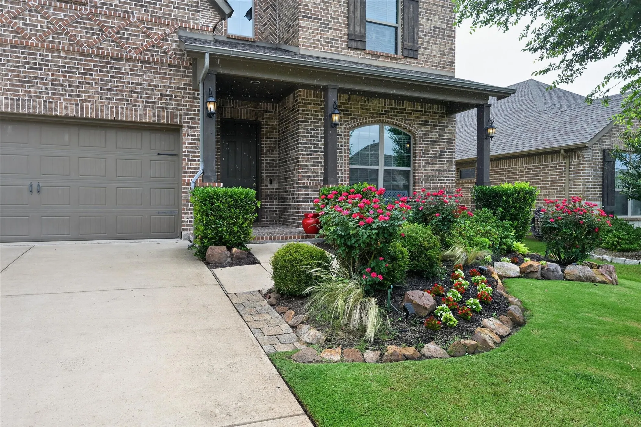 Single Family Residence For Sale in Collin County , 2728 Country Church Road, Mc Kinney, Texas 75071, 4 Bedroom, 4 Bathroom, 2 Garage spaces, 3,337 Sqft, built in 2018, mls#21410175, Real Estate Agent in Mc Kinney, Homes For Sale in Collin county, Homes For Sale in Mc Kinney, Realtor in Mc Kinney Texas, Real Estate Brokerage Independent Realty Texas, Luminita Cordes Realtor