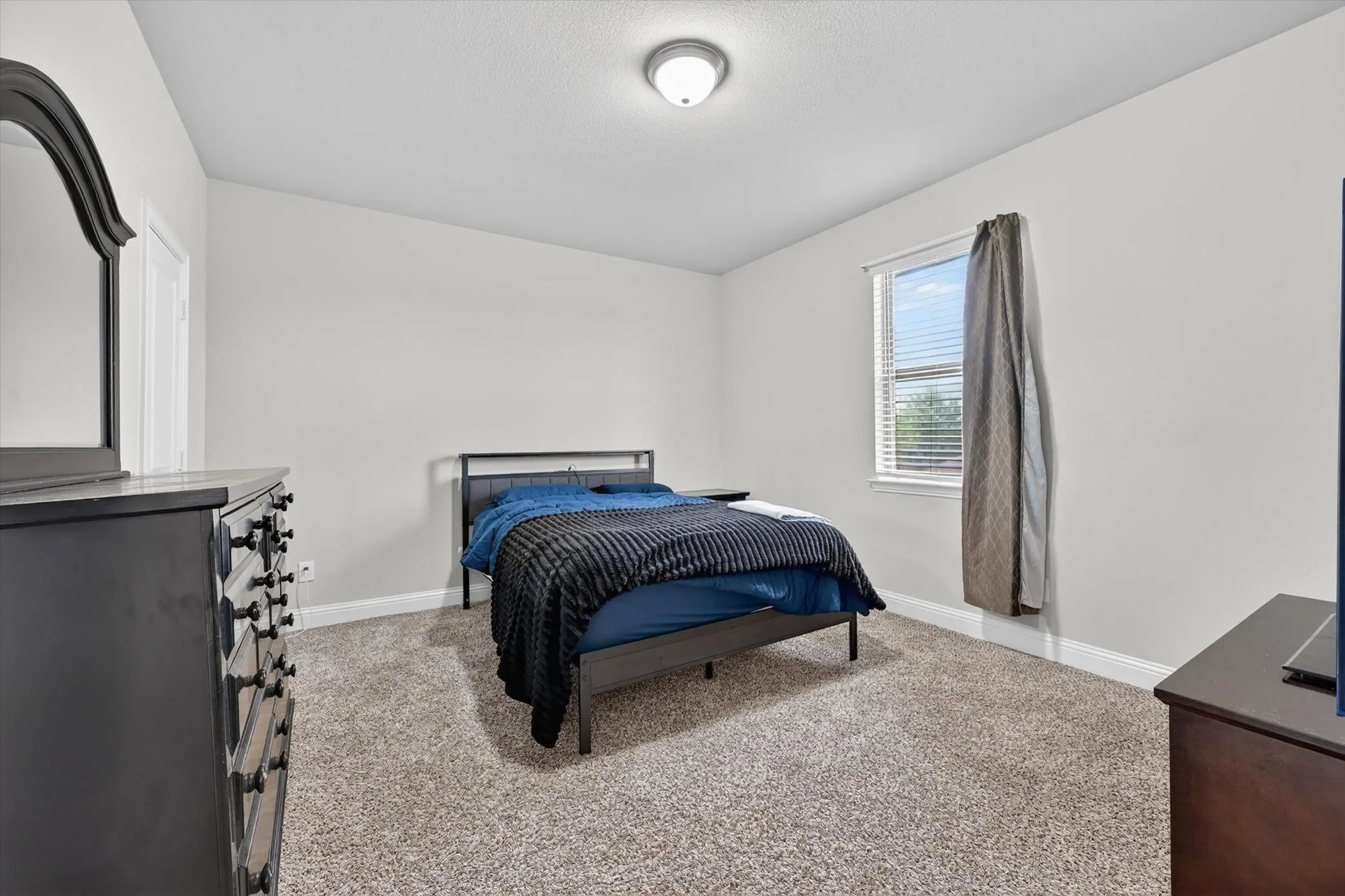 Single Family Residence For Sale in Collin County , 2728 Country Church Road, Mc Kinney, Texas 75071, 4 Bedroom, 4 Bathroom, 2 Garage spaces, 3,337 Sqft, built in 2018, mls#21410175, Real Estate Agent in Mc Kinney, Homes For Sale in Collin county, Homes For Sale in Mc Kinney, Realtor in Mc Kinney Texas, Real Estate Brokerage Independent Realty Texas, Luminita Cordes Realtor