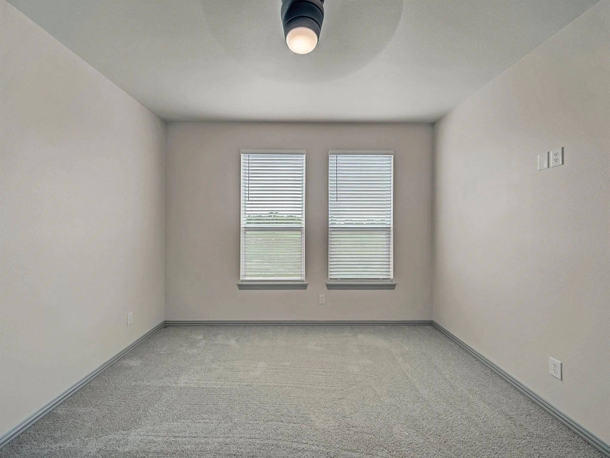 Single Family Residence For Rent in Hunt County , 2544 Fm 1566 W, Celeste, Texas 75423, 4 Bedroom, 3 Bathroom, 3 Garage spaces, 2,831 Sqft, built in 2022, mls#21410178, Real Estate Agent in Celeste, Homes For Rent in Hunt county, Homes For Rent in Celeste, Realtor in Celeste Texas, Real Estate Brokerage Independent Realty Texas, Luminita Cordes Realtor