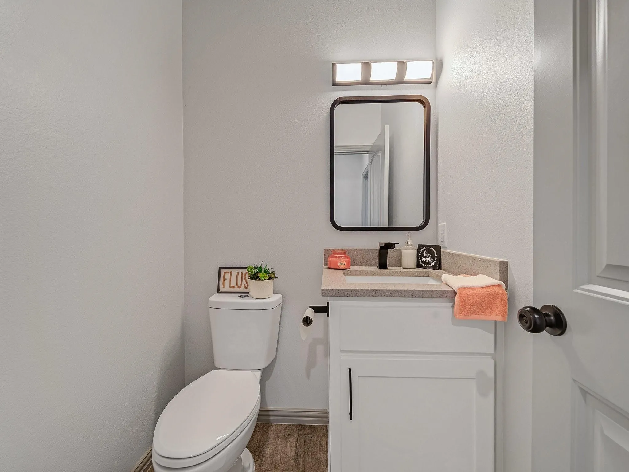 Single Family Residence For Rent in Hunt County , 2544 Fm 1566 W, Celeste, Texas 75423, 4 Bedroom, 3 Bathroom, 3 Garage spaces, 2,831 Sqft, built in 2022, mls#21410178, Real Estate Agent in Celeste, Homes For Rent in Hunt county, Homes For Rent in Celeste, Realtor in Celeste Texas, Real Estate Brokerage Independent Realty Texas, Luminita Cordes Realtor