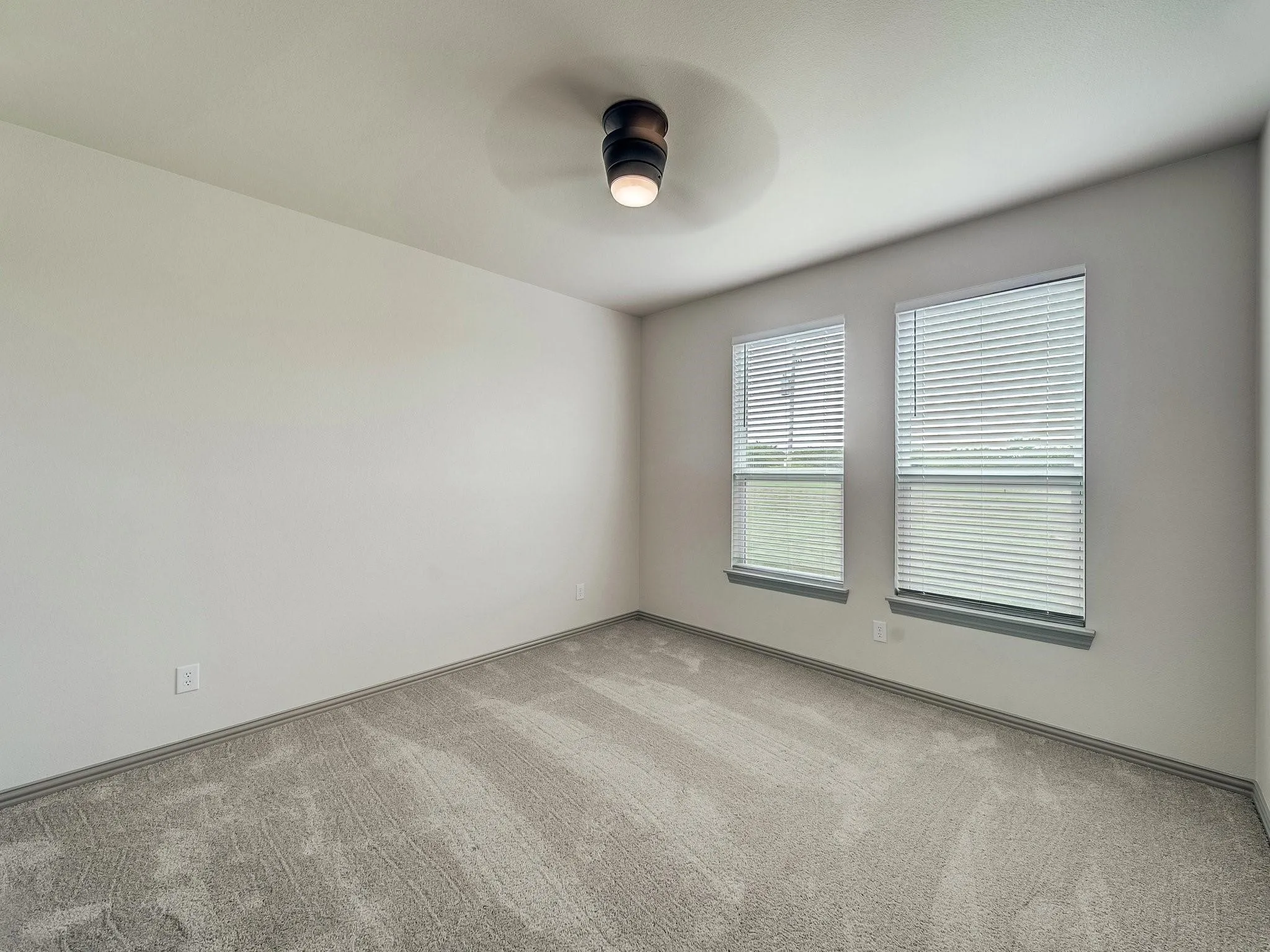 Single Family Residence For Rent in Hunt County , 2544 Fm 1566 W, Celeste, Texas 75423, 4 Bedroom, 3 Bathroom, 3 Garage spaces, 2,831 Sqft, built in 2022, mls#21410178, Real Estate Agent in Celeste, Homes For Rent in Hunt county, Homes For Rent in Celeste, Realtor in Celeste Texas, Real Estate Brokerage Independent Realty Texas, Luminita Cordes Realtor