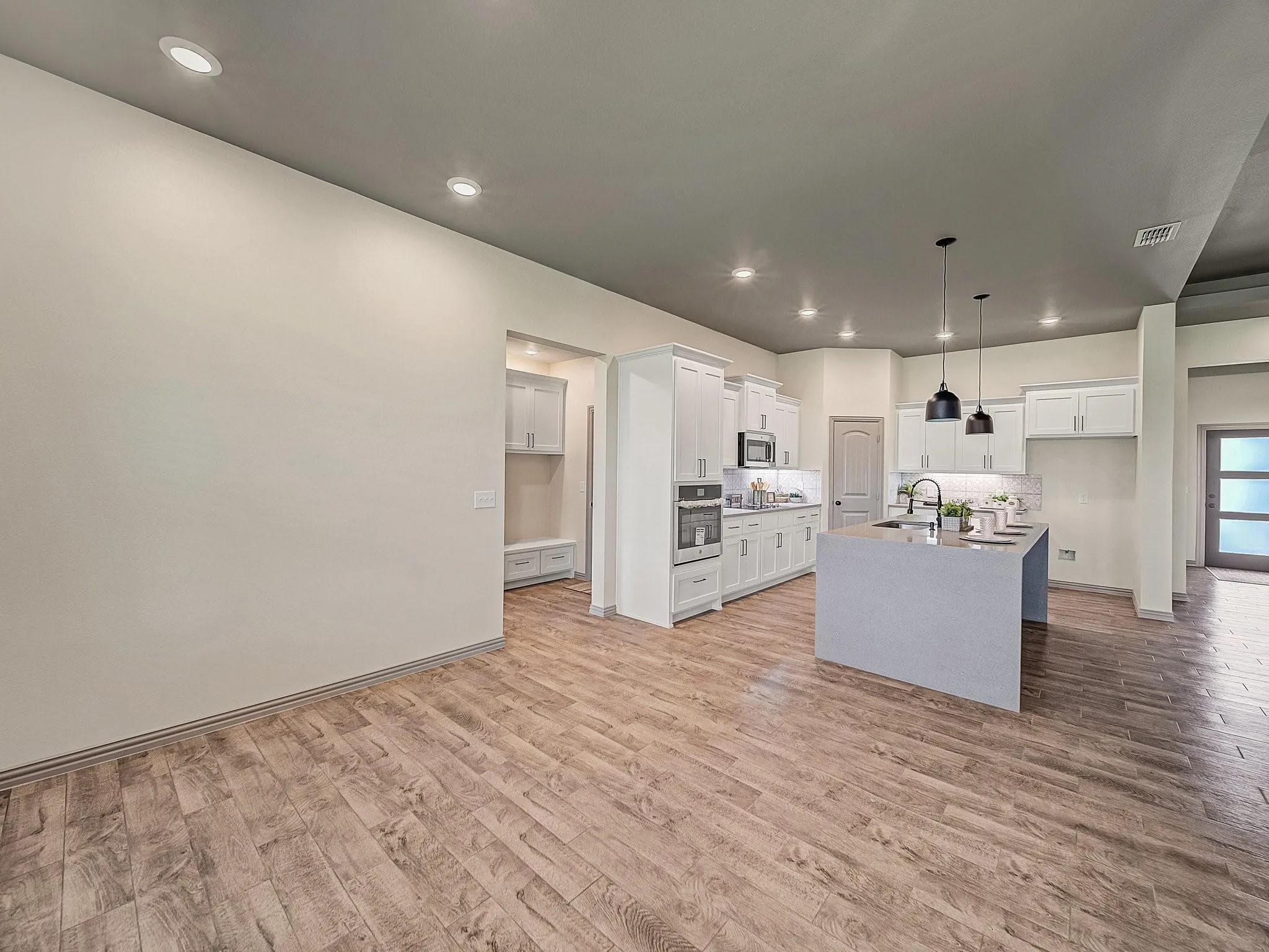 Single Family Residence For Rent in Hunt County , 2544 Fm 1566 W, Celeste, Texas 75423, 4 Bedroom, 3 Bathroom, 3 Garage spaces, 2,831 Sqft, built in 2022, mls#21410178, Real Estate Agent in Celeste, Homes For Rent in Hunt county, Homes For Rent in Celeste, Realtor in Celeste Texas, Real Estate Brokerage Independent Realty Texas, Luminita Cordes Realtor