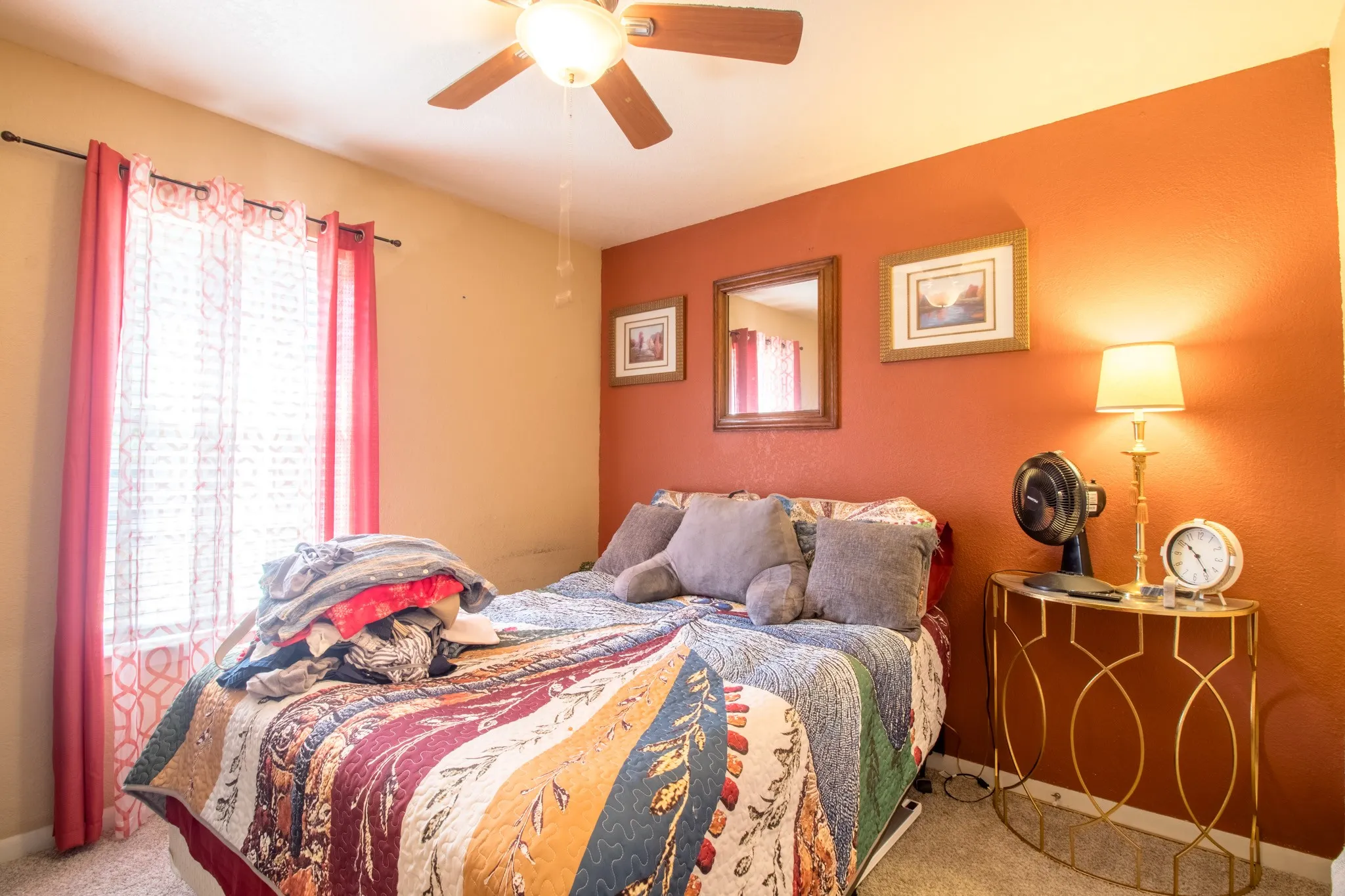 Single Family Residence For Sale in Kaufman County , 807 E 10th Street, Kemp, Texas 75143, 3 Bedroom, 2 Bathroom, 1 Garage spaces, 1,152 Sqft, built in 2003, mls#21405263, Real Estate Agent in Kemp, Homes For Sale in Kaufman county, Homes For Sale in Kemp, Realtor in Kemp Texas, Real Estate Brokerage Independent Realty Texas, Luminita Cordes Realtor