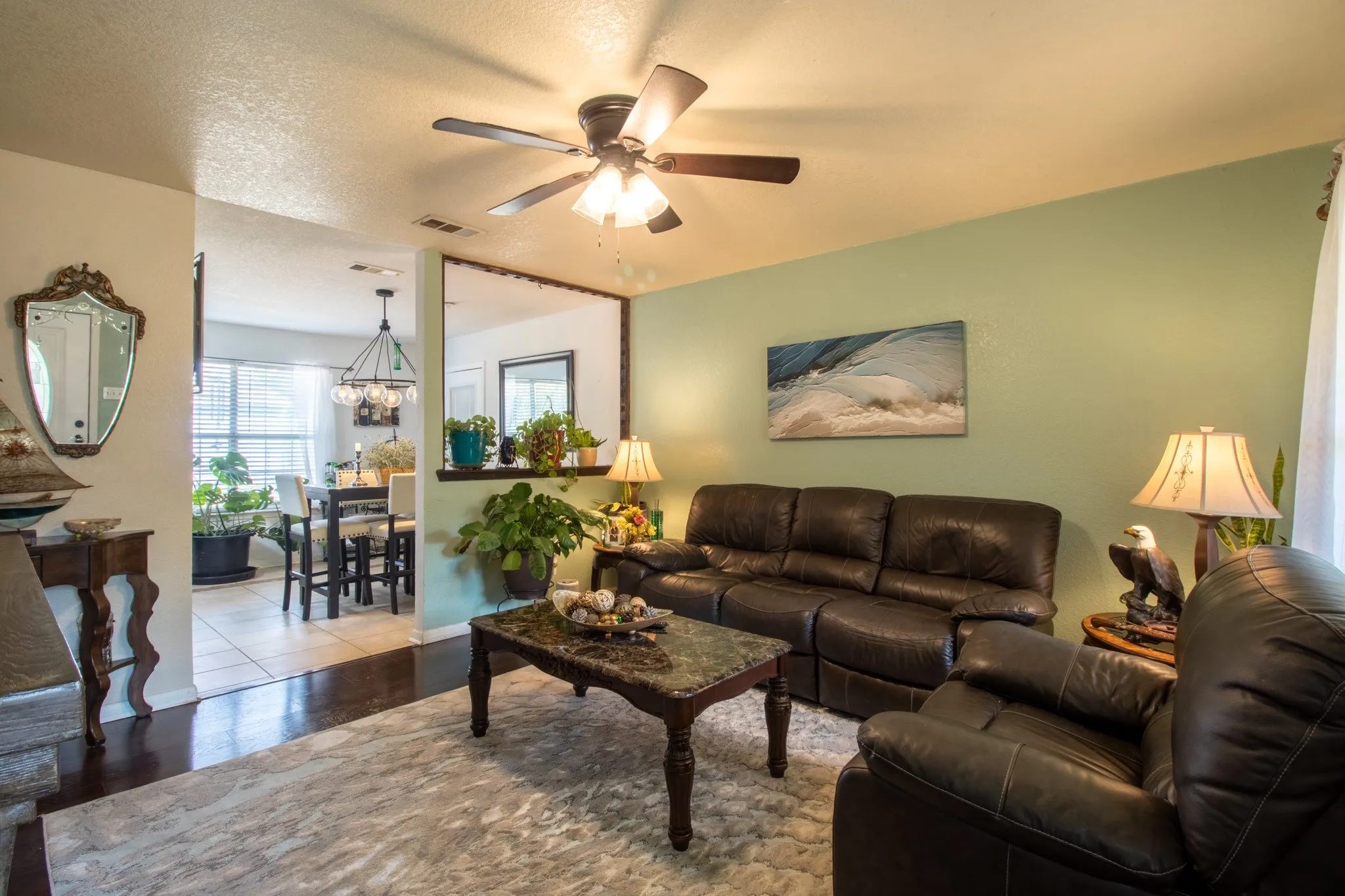 Single Family Residence For Sale in Kaufman County , 807 E 10th Street, Kemp, Texas 75143, 3 Bedroom, 2 Bathroom, 1 Garage spaces, 1,152 Sqft, built in 2003, mls#21405263, Real Estate Agent in Kemp, Homes For Sale in Kaufman county, Homes For Sale in Kemp, Realtor in Kemp Texas, Real Estate Brokerage Independent Realty Texas, Luminita Cordes Realtor