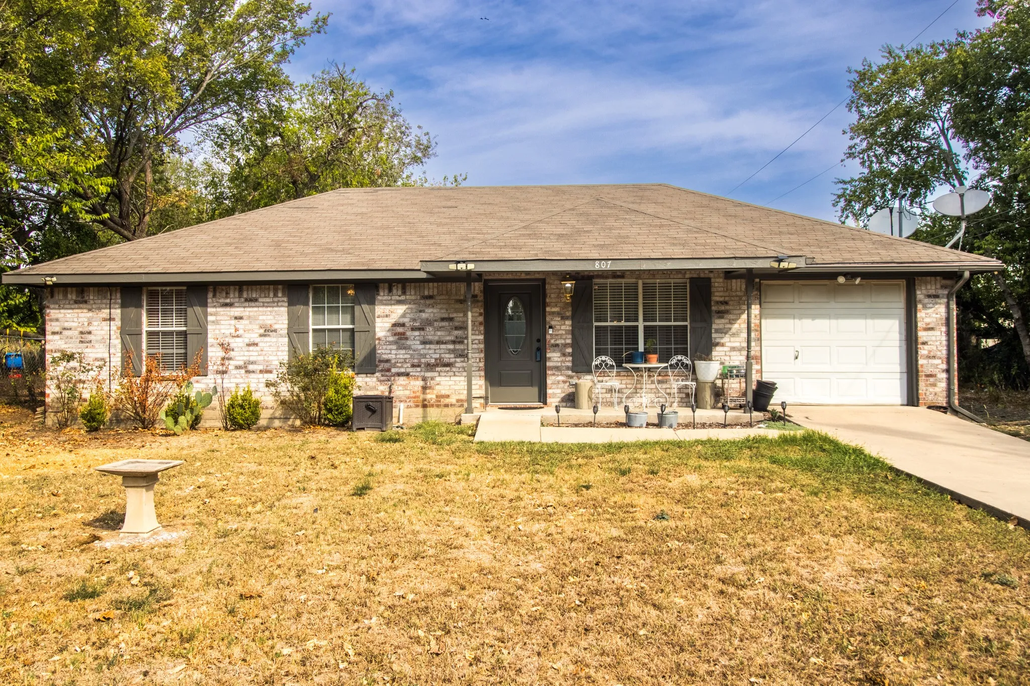 Single Family Residence For Sale