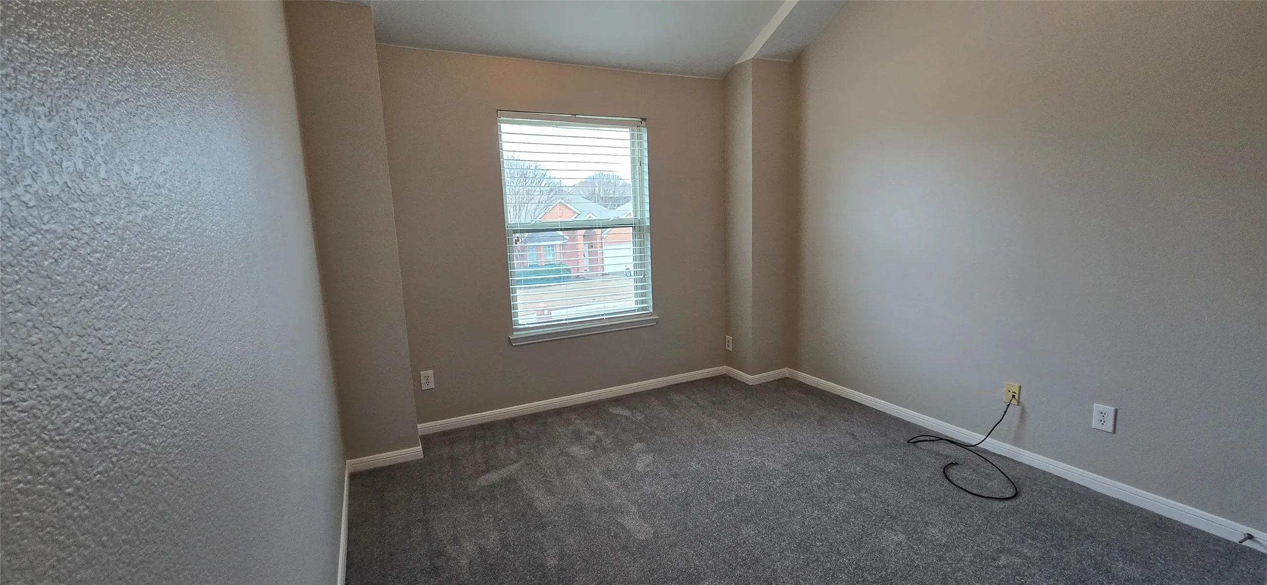 Single Family Residence For Rent in Collin County , 5004 Wethington Court, Mc Kinney, Texas 75071, 4 Bedroom, 3 Bathroom, 2 Garage spaces, 2,098 Sqft, built in 2001, mls#21410181, Real Estate Agent in Mc Kinney, Homes For Rent in Collin county, Homes For Rent in Mc Kinney, Realtor in Mc Kinney Texas, Real Estate Brokerage Independent Realty Texas, Luminita Cordes Realtor