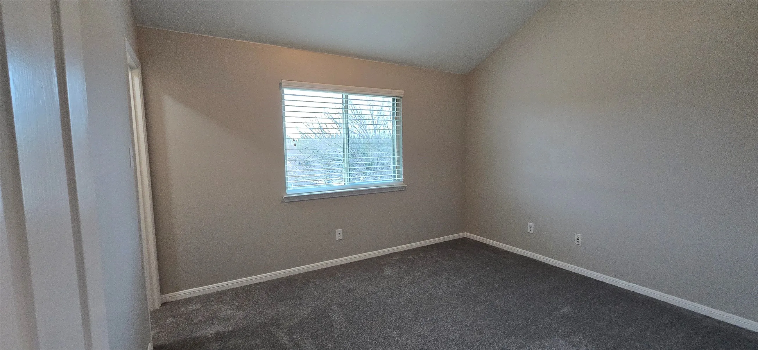 Single Family Residence For Rent in Collin County , 5004 Wethington Court, Mc Kinney, Texas 75071, 4 Bedroom, 3 Bathroom, 2 Garage spaces, 2,098 Sqft, built in 2001, mls#21410181, Real Estate Agent in Mc Kinney, Homes For Rent in Collin county, Homes For Rent in Mc Kinney, Realtor in Mc Kinney Texas, Real Estate Brokerage Independent Realty Texas, Luminita Cordes Realtor