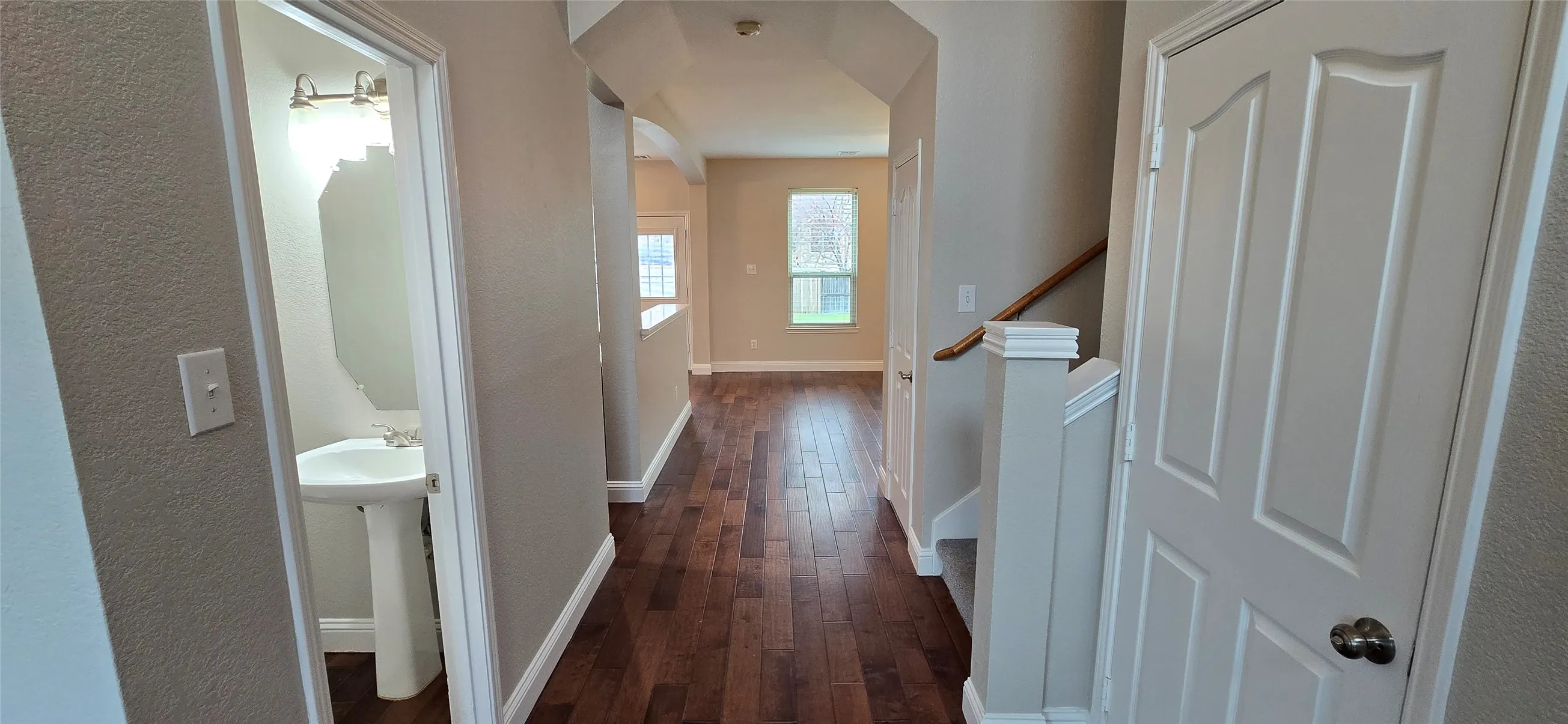 Single Family Residence For Rent in Collin County , 5004 Wethington Court, Mc Kinney, Texas 75071, 4 Bedroom, 3 Bathroom, 2 Garage spaces, 2,098 Sqft, built in 2001, mls#21410181, Real Estate Agent in Mc Kinney, Homes For Rent in Collin county, Homes For Rent in Mc Kinney, Realtor in Mc Kinney Texas, Real Estate Brokerage Independent Realty Texas, Luminita Cordes Realtor