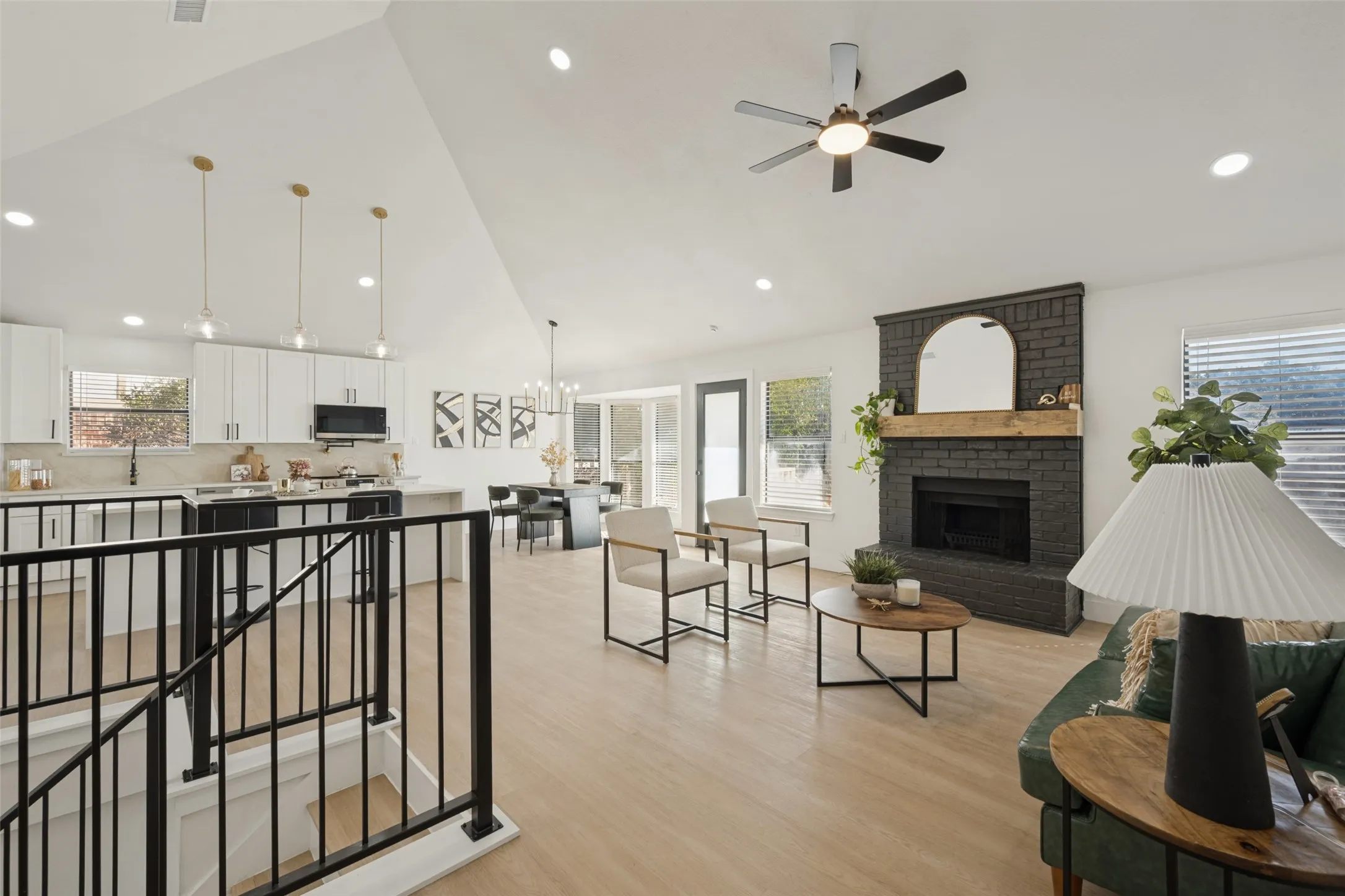 Single Family Residence For Sale in Tarrant County , 3713 Ashley Lane, Fort Worth, Texas 76123, 5 Bedroom, 3 Bathroom, 2 Garage spaces, 3,008 Sqft, built in 1986, mls#21410163, Real Estate Agent in Fort Worth, Homes For Sale in Tarrant county, Homes For Sale in Fort Worth, Realtor in Fort Worth Texas, Real Estate Brokerage Independent Realty Texas, Luminita Cordes Realtor