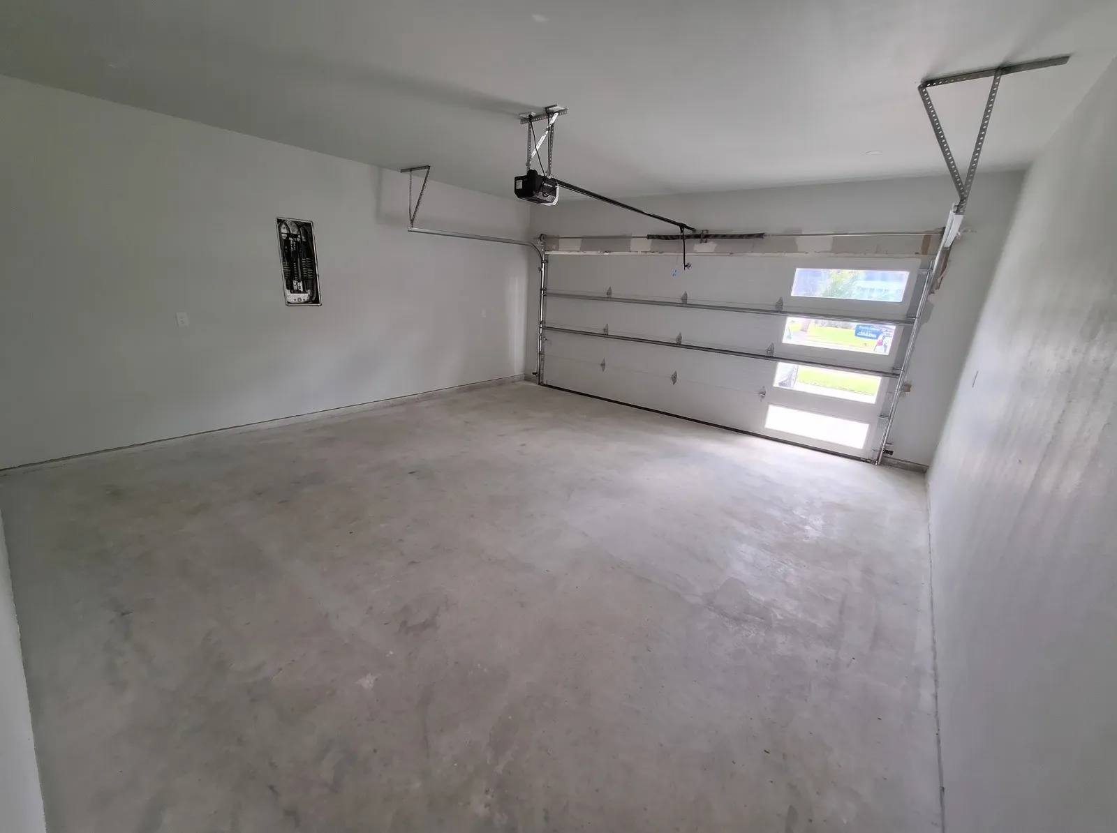Single Family Residence For Sale in Dallas County , 2023 Lamont Avenue, Dallas, Texas 75216, 4 Bedroom, 2 Bathroom, 1 Garage spaces, 2,380 Sqft, built in 2026, mls#21404391, Real Estate Agent in Dallas, Homes For Sale in Dallas county, Homes For Sale in Dallas, Realtor in Dallas Texas, Real Estate Brokerage Independent Realty Texas, Luminita Cordes Realtor