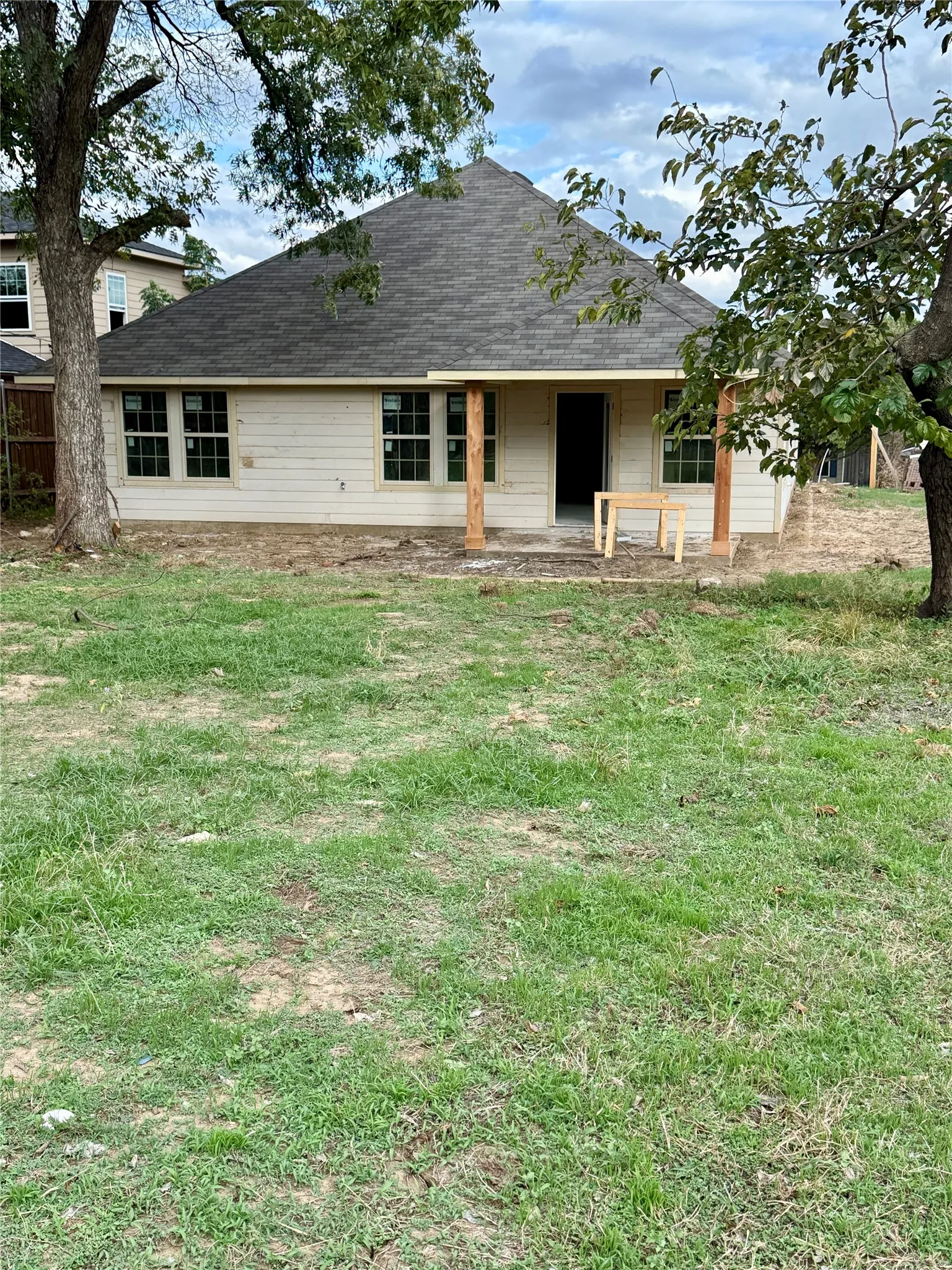 Single Family Residence For Sale in Dallas County , 427 32nd Street, Grand Prairie, Texas 75050, 4 Bedroom, 3 Bathroom, 2 Garage spaces, 2,690 Sqft, built in 2026, mls#21409925, Real Estate Agent in Grand Prairie, Homes For Sale in Dallas county, Homes For Sale in Grand Prairie, Realtor in Grand Prairie Texas, Real Estate Brokerage Independent Realty Texas, Luminita Cordes Realtor
