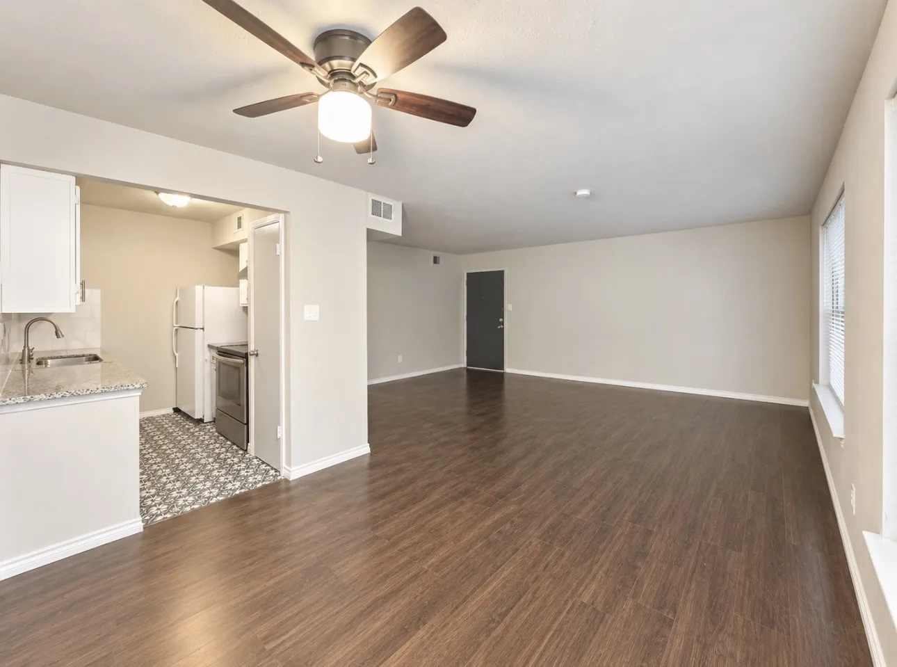 Condominium For Rent in Dallas County , 8067 Meadow Road 114, Dallas, Texas 75231, 1 Bedroom, 1 Bathroom, Garage spaces, 724 Sqft, built in 1969, mls#21410098, Real Estate Agent in Dallas, Homes For Rent in Dallas county, Homes For Rent in Dallas, Realtor in Dallas Texas, Real Estate Brokerage Independent Realty Texas, Luminita Cordes Realtor