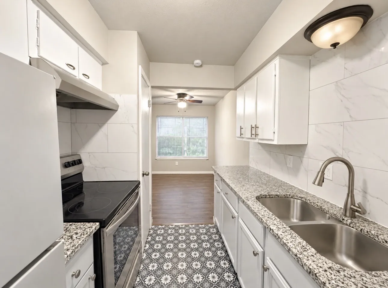 Condominium For Rent in Dallas County , 8067 Meadow Road 114, Dallas, Texas 75231, 1 Bedroom, 1 Bathroom, Garage spaces, 724 Sqft, built in 1969, mls#21410098, Real Estate Agent in Dallas, Homes For Rent in Dallas county, Homes For Rent in Dallas, Realtor in Dallas Texas, Real Estate Brokerage Independent Realty Texas, Luminita Cordes Realtor