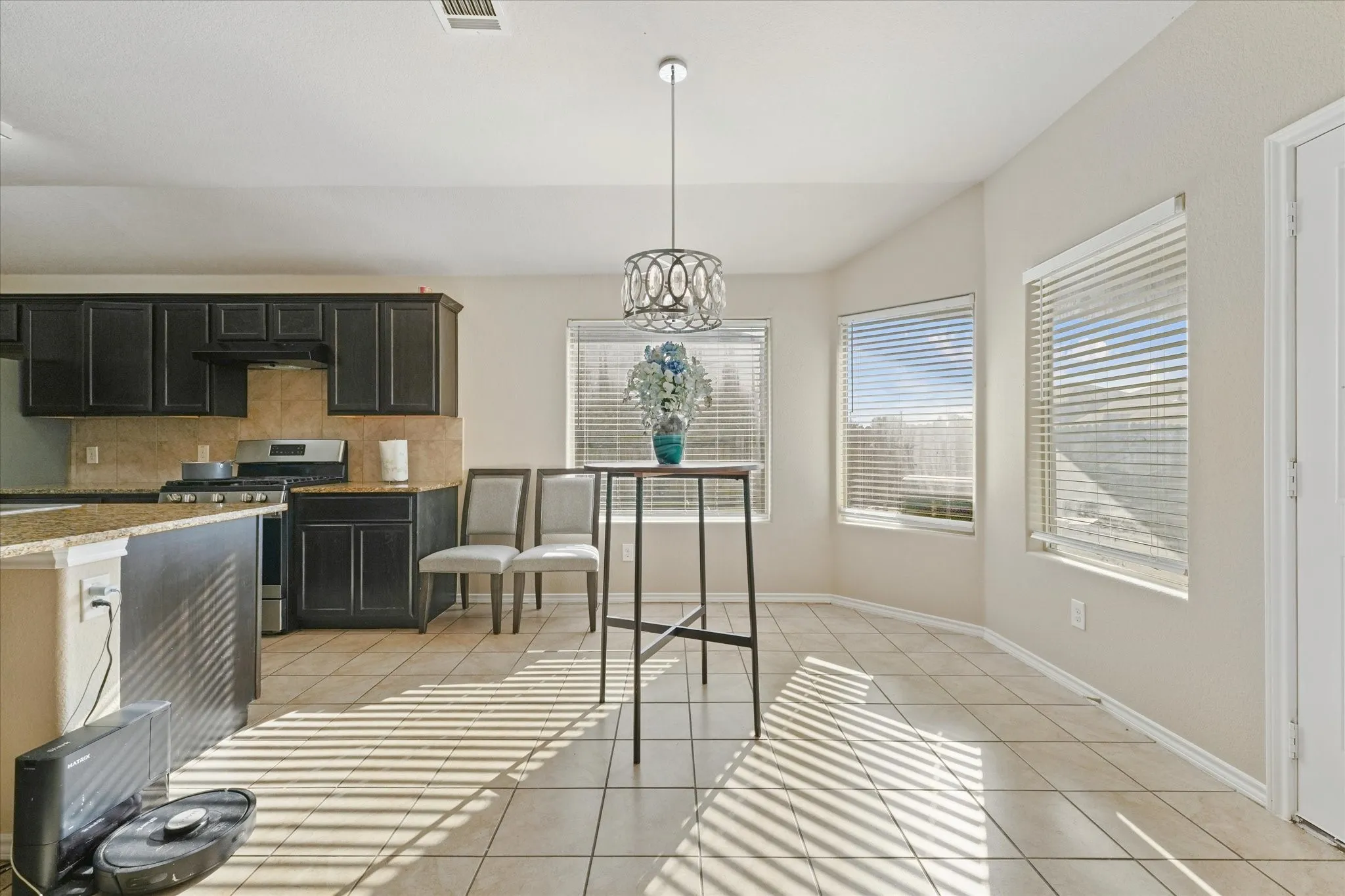 Single Family Residence For Sale in Tarrant County , 4225 Tollcross Lane, Fort Worth, Texas 76123, 4 Bedroom, 2 Bathroom, 2 Garage spaces, 1,797 Sqft, built in 2018, mls#21410211, Real Estate Agent in Fort Worth, Homes For Sale in Tarrant county, Homes For Sale in Fort Worth, Realtor in Fort Worth Texas, Real Estate Brokerage Independent Realty Texas, Luminita Cordes Realtor