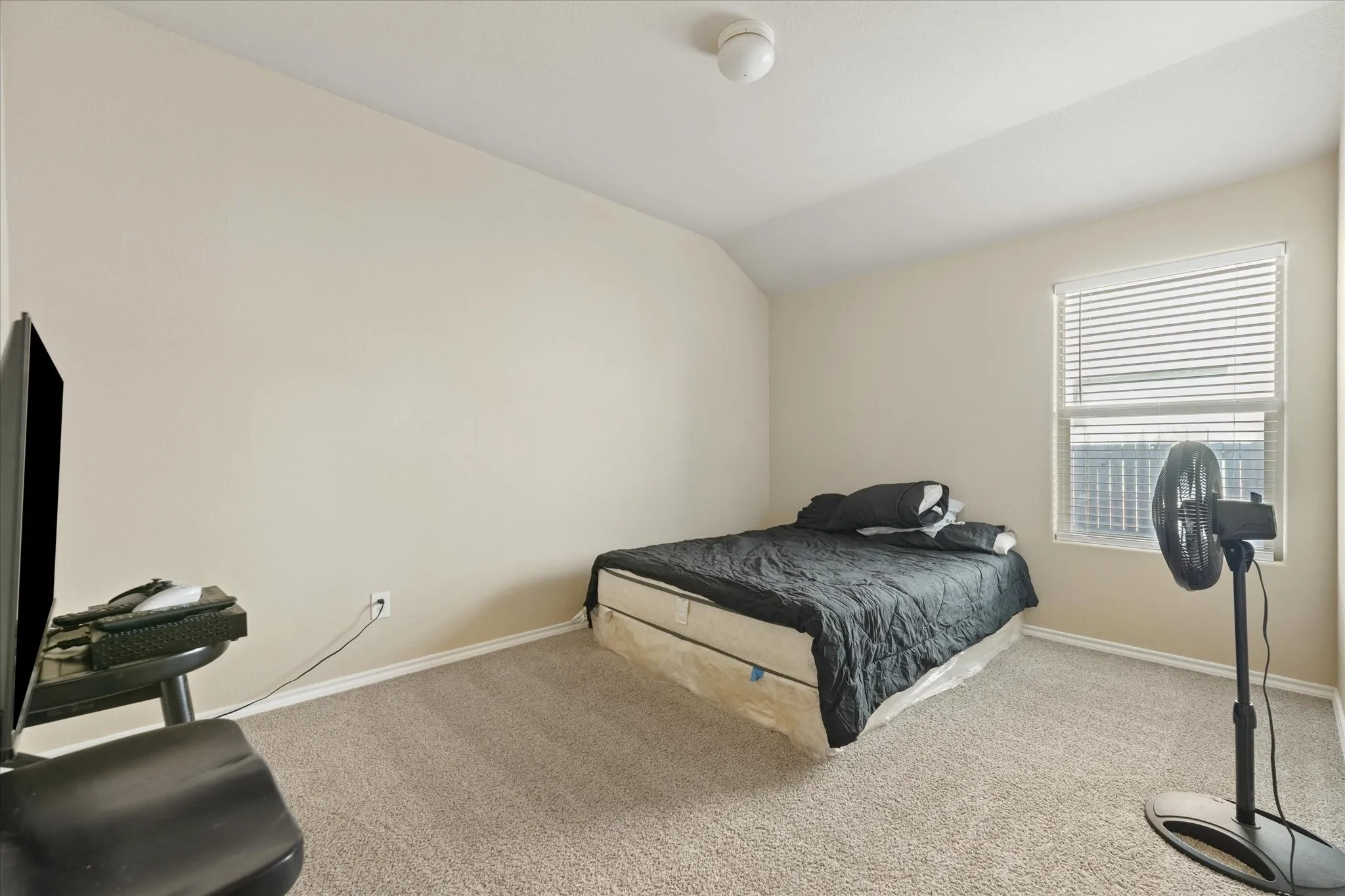 Single Family Residence For Sale in Tarrant County , 4225 Tollcross Lane, Fort Worth, Texas 76123, 4 Bedroom, 2 Bathroom, 2 Garage spaces, 1,797 Sqft, built in 2018, mls#21410211, Real Estate Agent in Fort Worth, Homes For Sale in Tarrant county, Homes For Sale in Fort Worth, Realtor in Fort Worth Texas, Real Estate Brokerage Independent Realty Texas, Luminita Cordes Realtor