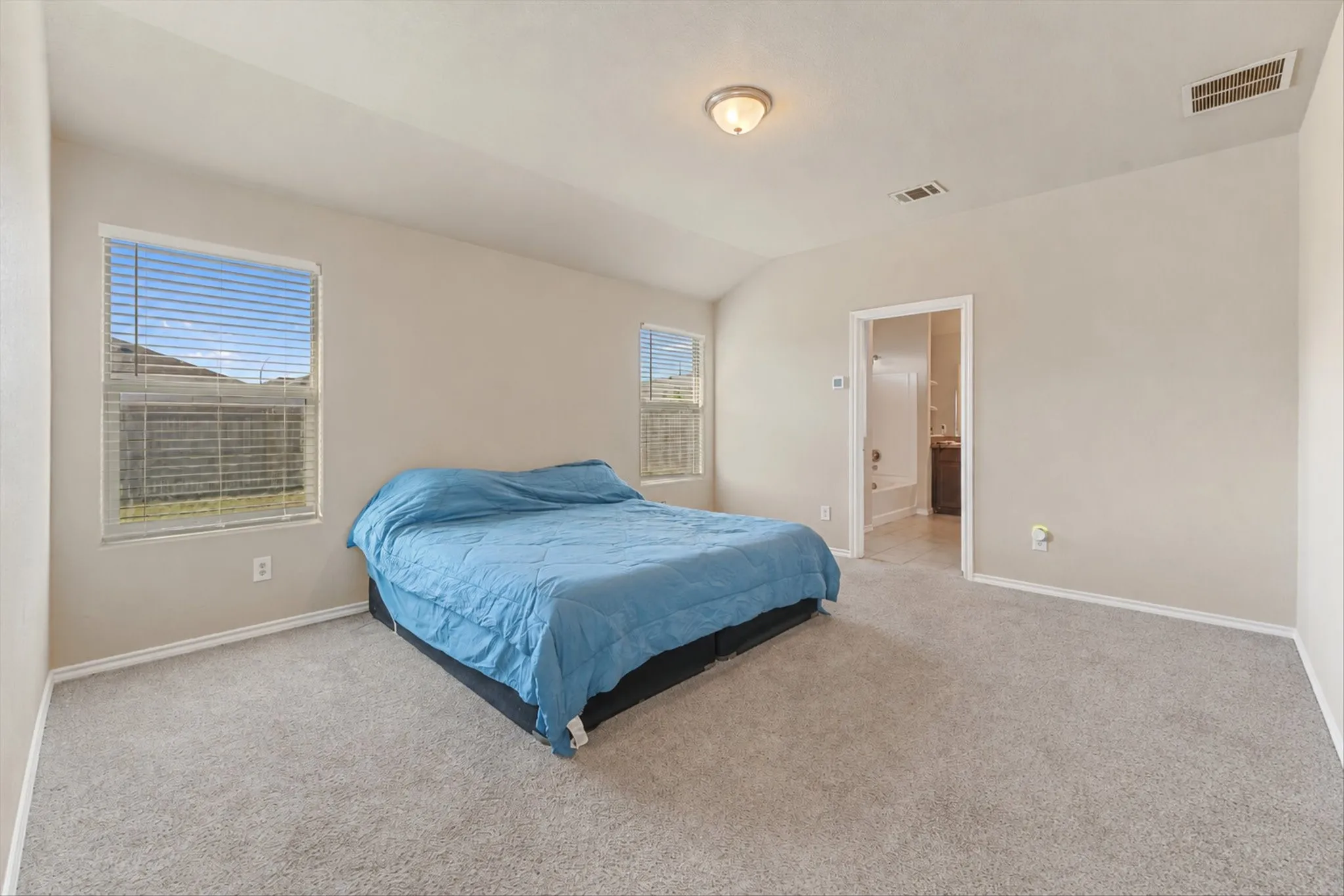 Single Family Residence For Sale in Tarrant County , 4225 Tollcross Lane, Fort Worth, Texas 76123, 4 Bedroom, 2 Bathroom, 2 Garage spaces, 1,797 Sqft, built in 2018, mls#21410211, Real Estate Agent in Fort Worth, Homes For Sale in Tarrant county, Homes For Sale in Fort Worth, Realtor in Fort Worth Texas, Real Estate Brokerage Independent Realty Texas, Luminita Cordes Realtor