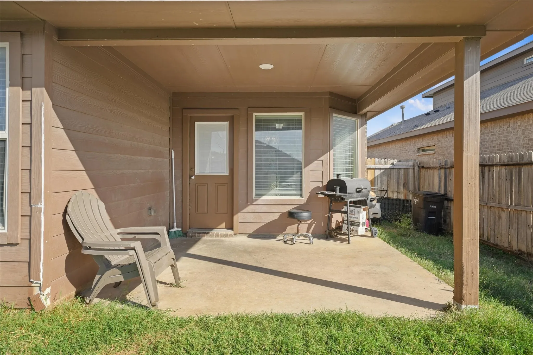 Single Family Residence For Sale in Tarrant County , 4225 Tollcross Lane, Fort Worth, Texas 76123, 4 Bedroom, 2 Bathroom, 2 Garage spaces, 1,797 Sqft, built in 2018, mls#21410211, Real Estate Agent in Fort Worth, Homes For Sale in Tarrant county, Homes For Sale in Fort Worth, Realtor in Fort Worth Texas, Real Estate Brokerage Independent Realty Texas, Luminita Cordes Realtor
