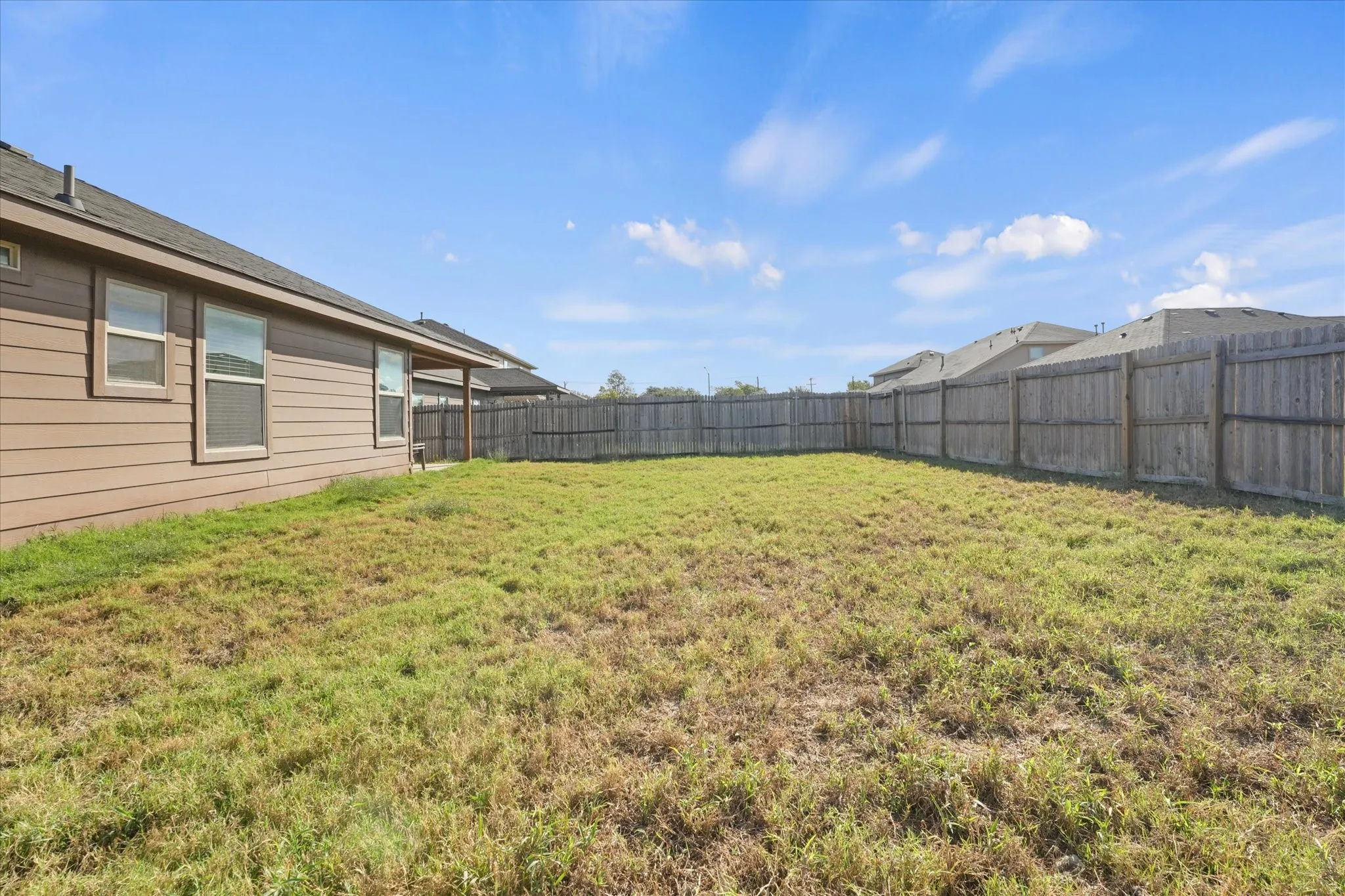Single Family Residence For Sale in Tarrant County , 4225 Tollcross Lane, Fort Worth, Texas 76123, 4 Bedroom, 2 Bathroom, 2 Garage spaces, 1,797 Sqft, built in 2018, mls#21410211, Real Estate Agent in Fort Worth, Homes For Sale in Tarrant county, Homes For Sale in Fort Worth, Realtor in Fort Worth Texas, Real Estate Brokerage Independent Realty Texas, Luminita Cordes Realtor