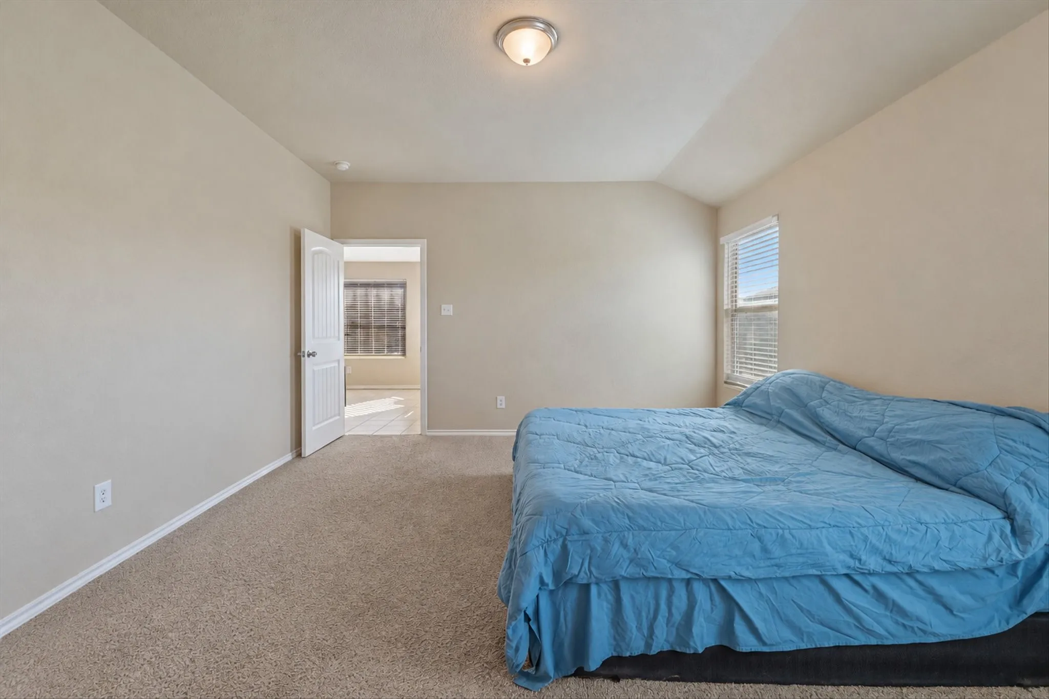Single Family Residence For Sale in Tarrant County , 4225 Tollcross Lane, Fort Worth, Texas 76123, 4 Bedroom, 2 Bathroom, 2 Garage spaces, 1,797 Sqft, built in 2018, mls#21410211, Real Estate Agent in Fort Worth, Homes For Sale in Tarrant county, Homes For Sale in Fort Worth, Realtor in Fort Worth Texas, Real Estate Brokerage Independent Realty Texas, Luminita Cordes Realtor