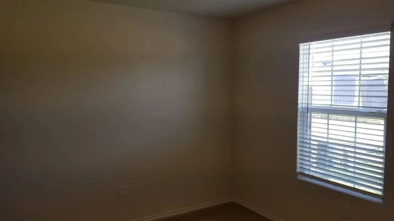 Floor 2 Bedroom